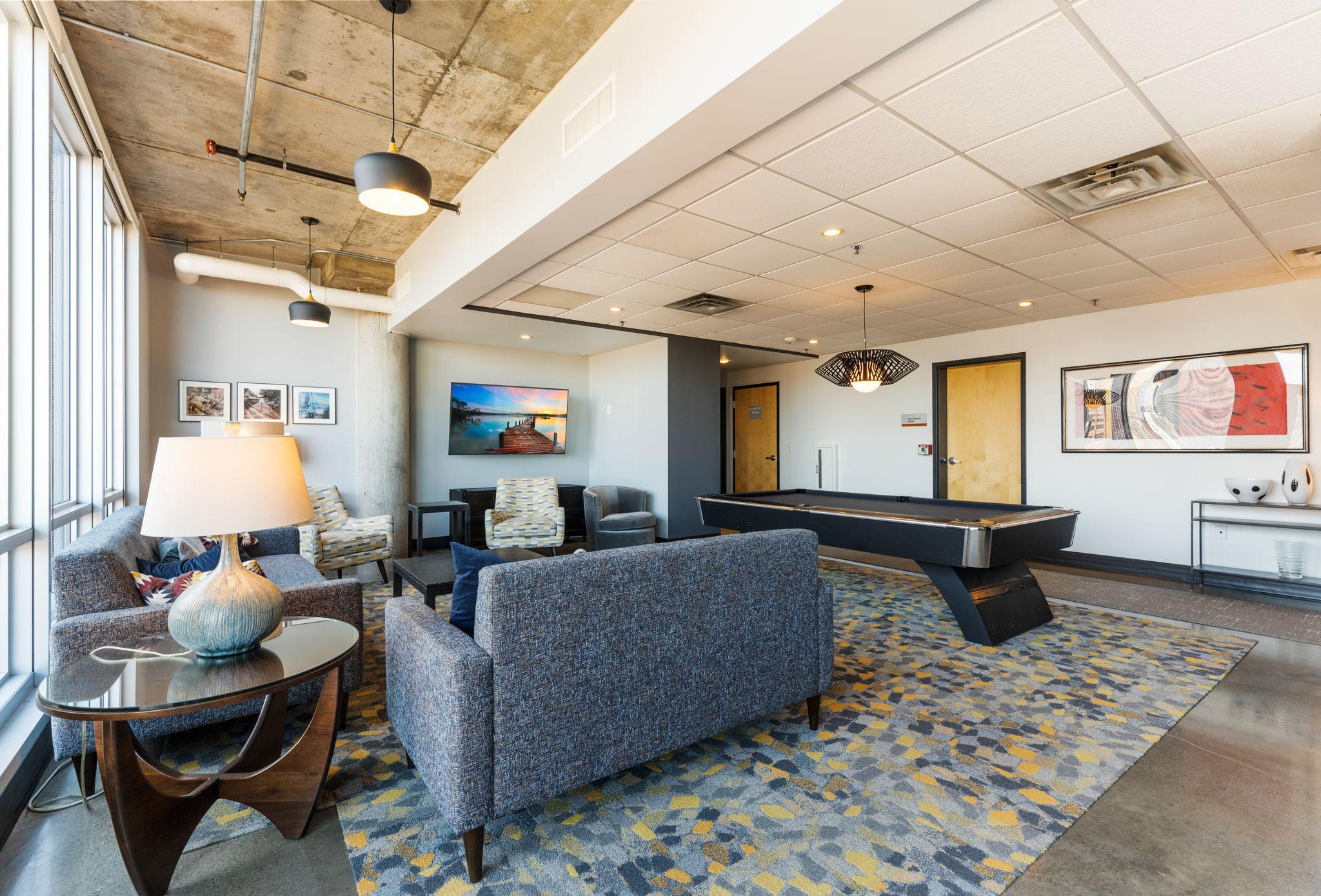 730 N 4th Street Unit: 808