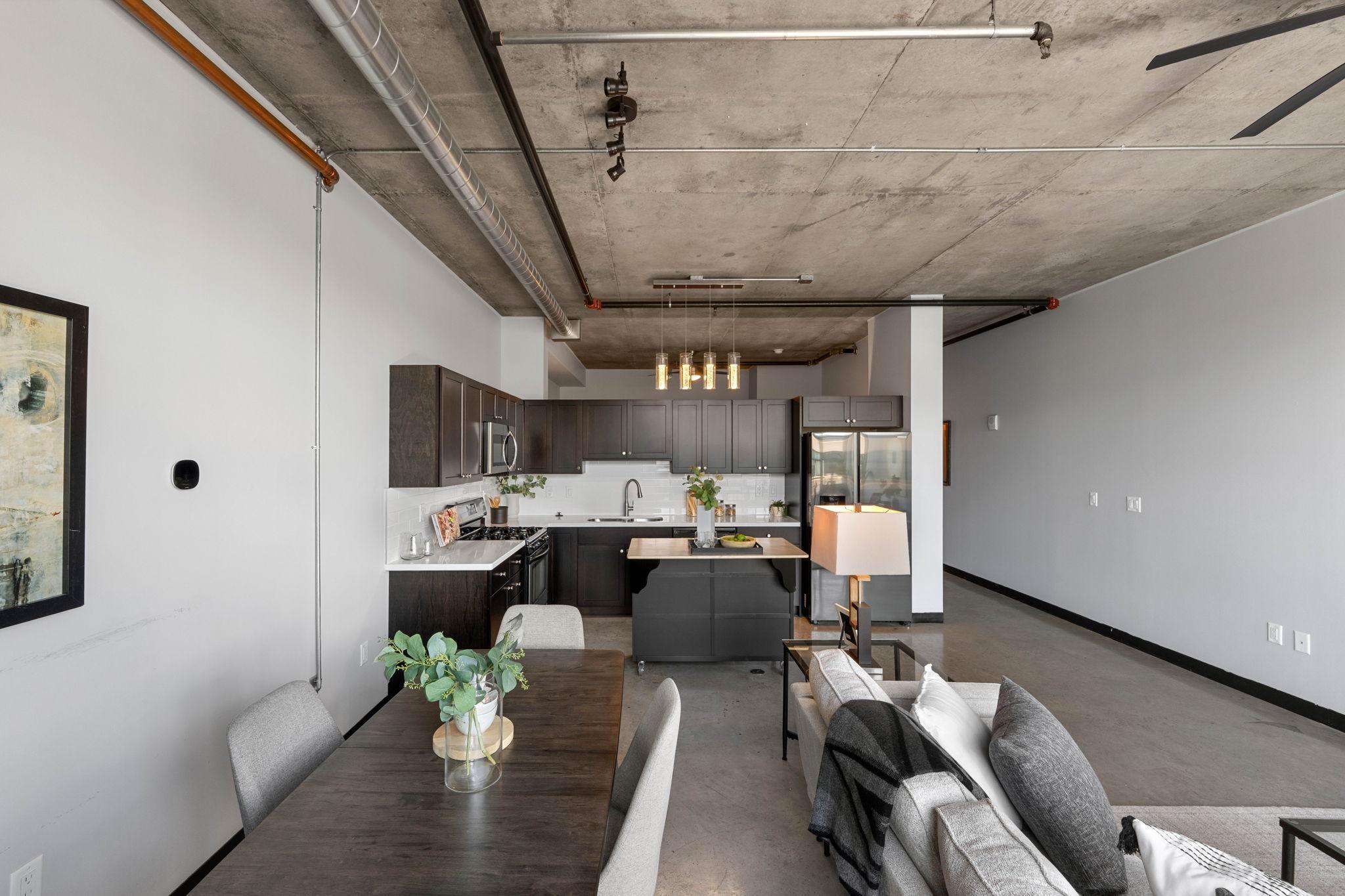 730 N 4th Street Unit: 808