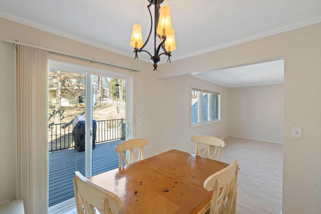 6140 Creek View Trail