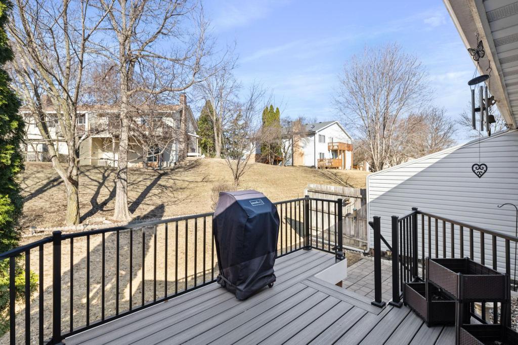 6140 Creek View Trail