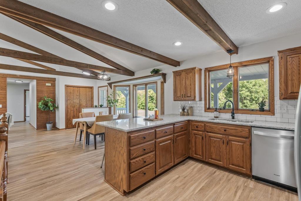 833 Tyrol Lane