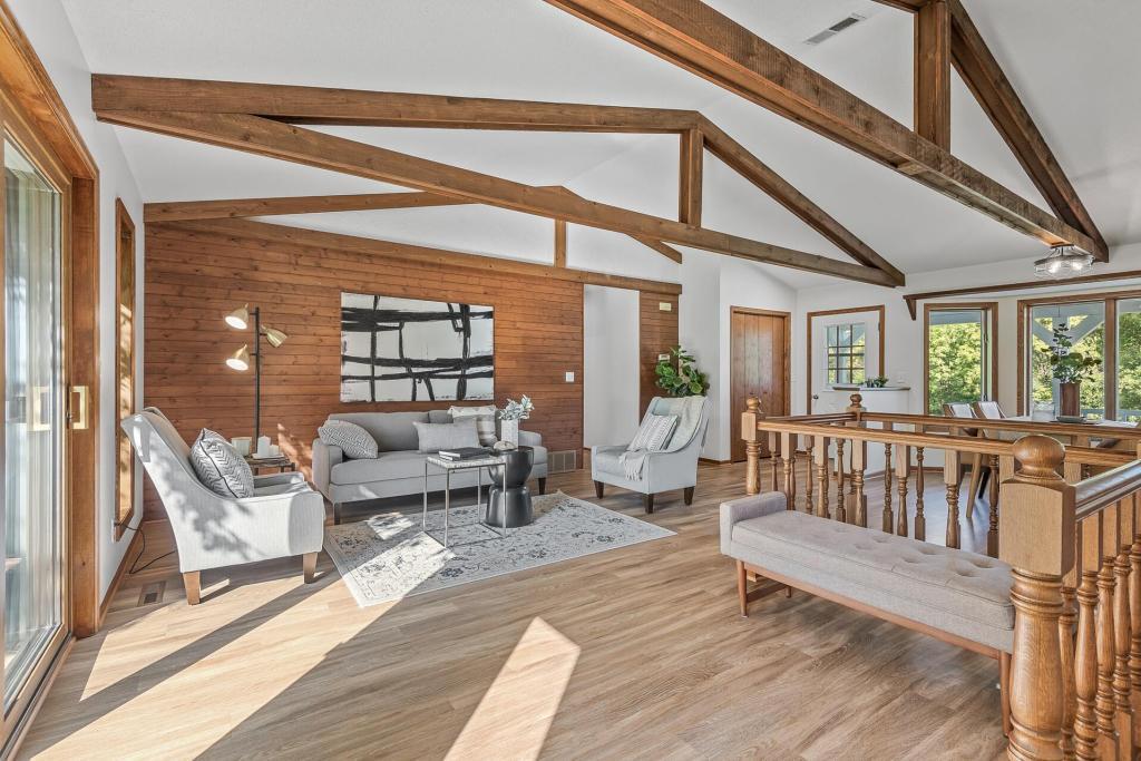 833 Tyrol Lane