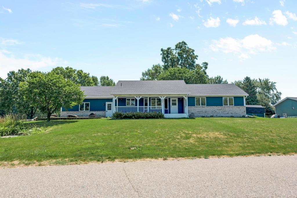 833 Tyrol Lane