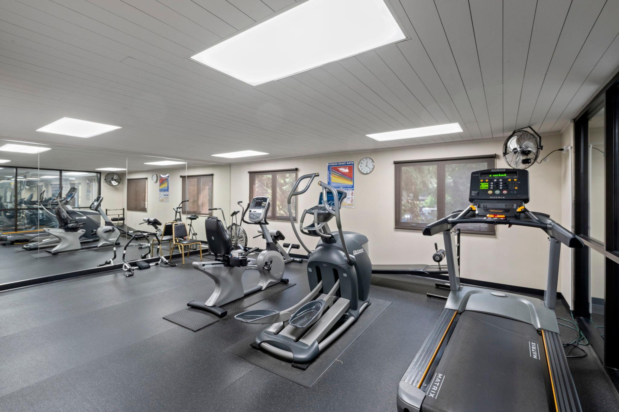 210 W Grant Street Unit: 607