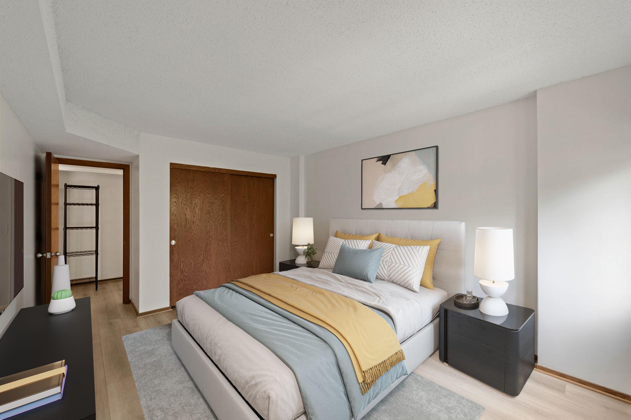 210 W Grant Street Unit: 607