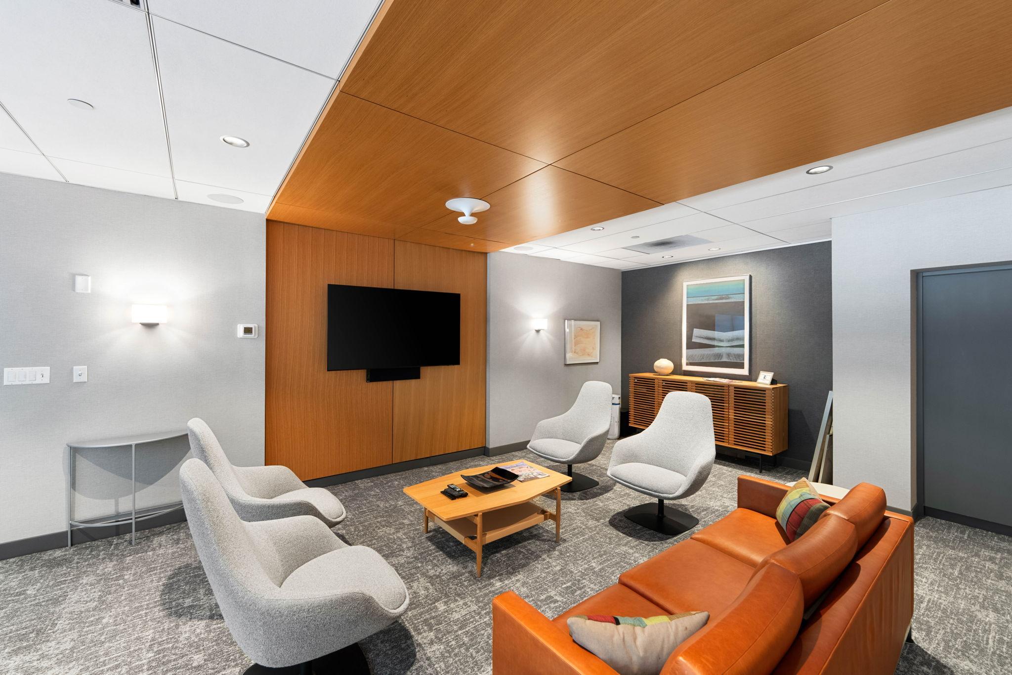 1225 Lasalle Avenue Unit: 1106
