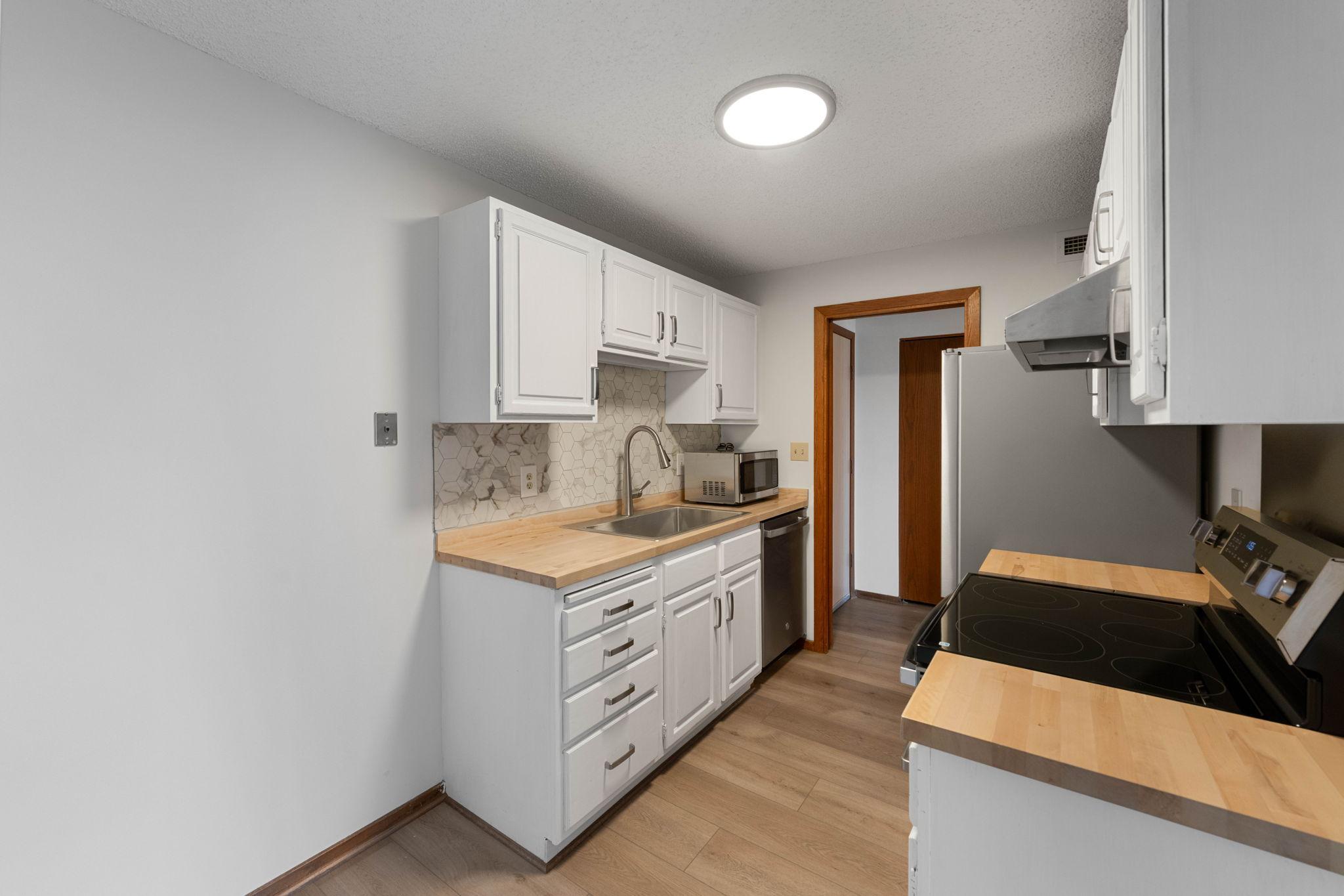 1225 Lasalle Avenue Unit: 1106
