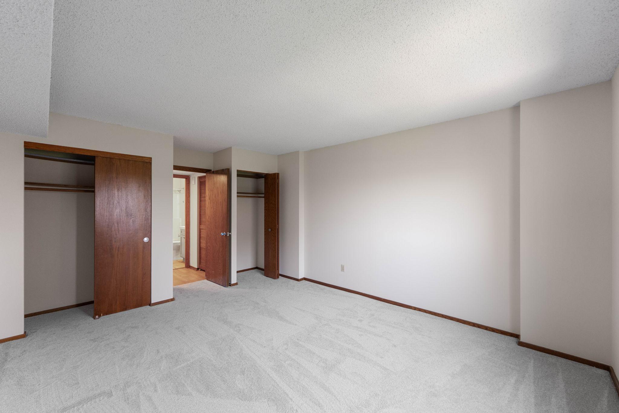 1225 Lasalle Avenue Unit: 1106
