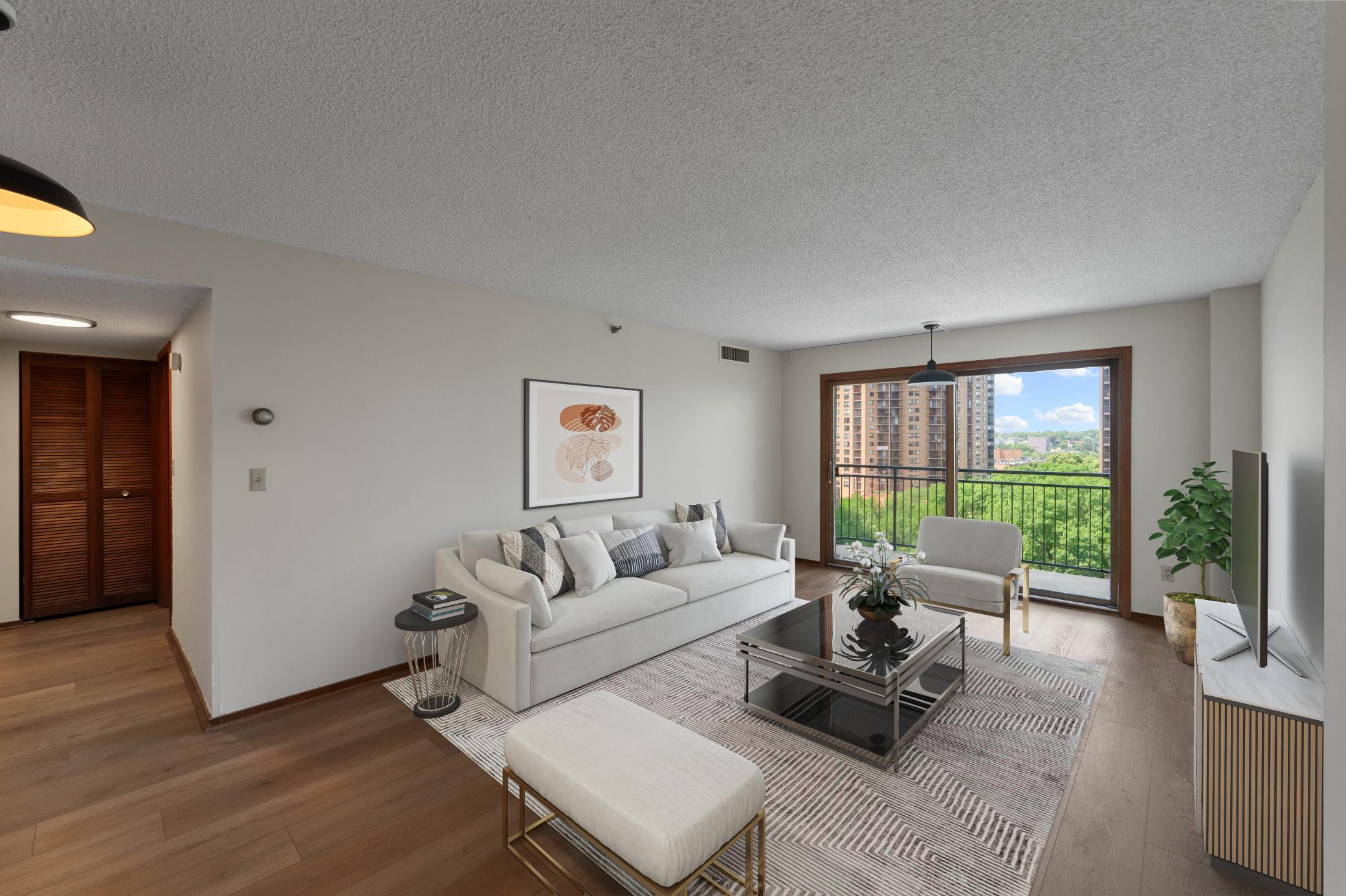 1225 Lasalle Avenue Unit: 1106