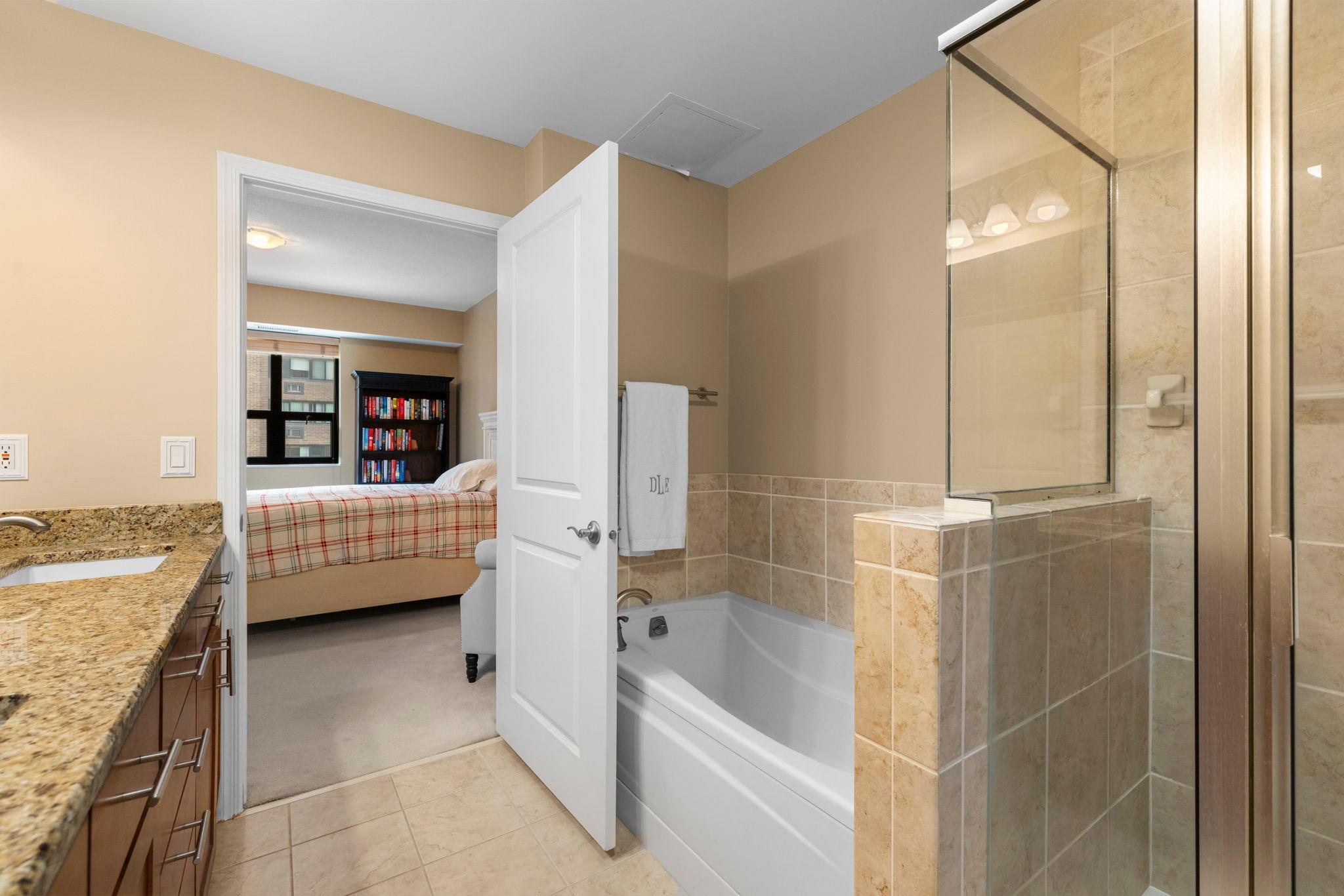 100 3rd Avenue S Unit: 705