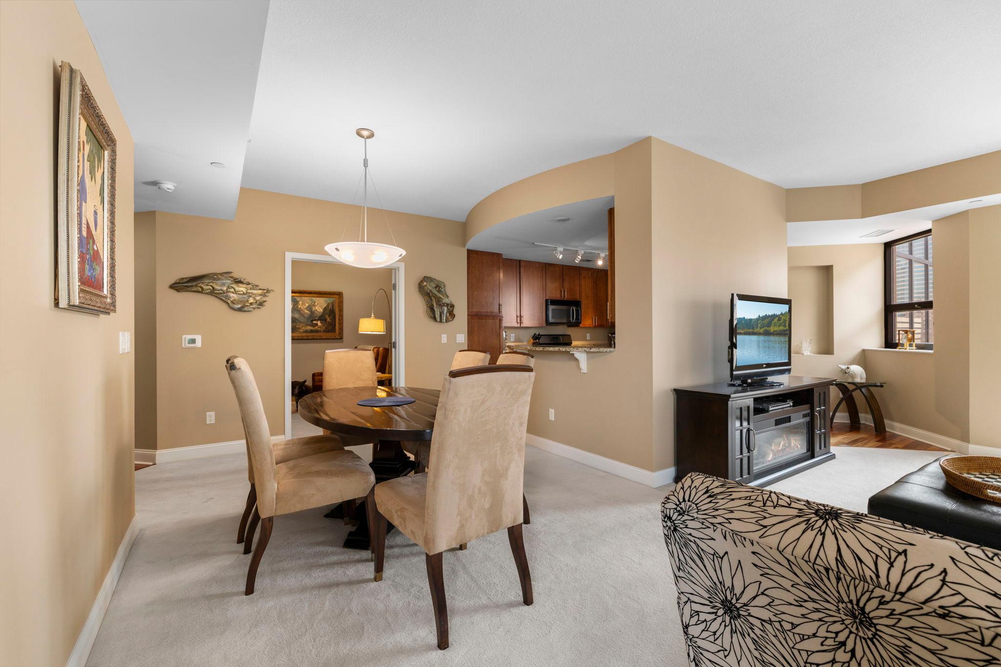 100 3rd Avenue S Unit: 705