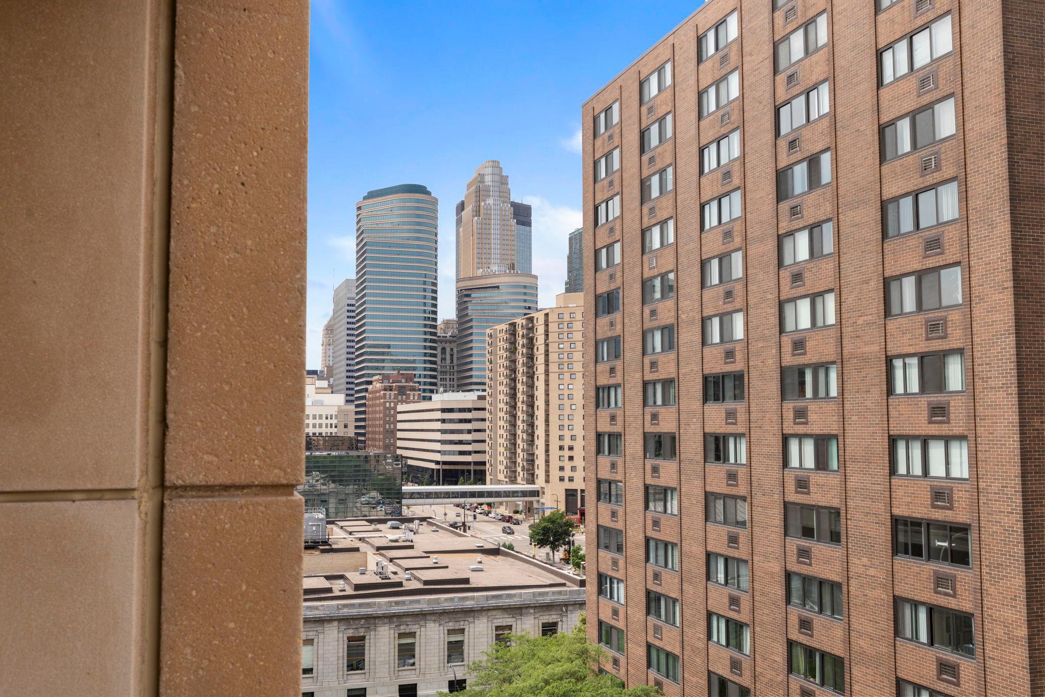 100 3rd Avenue S Unit: 705
