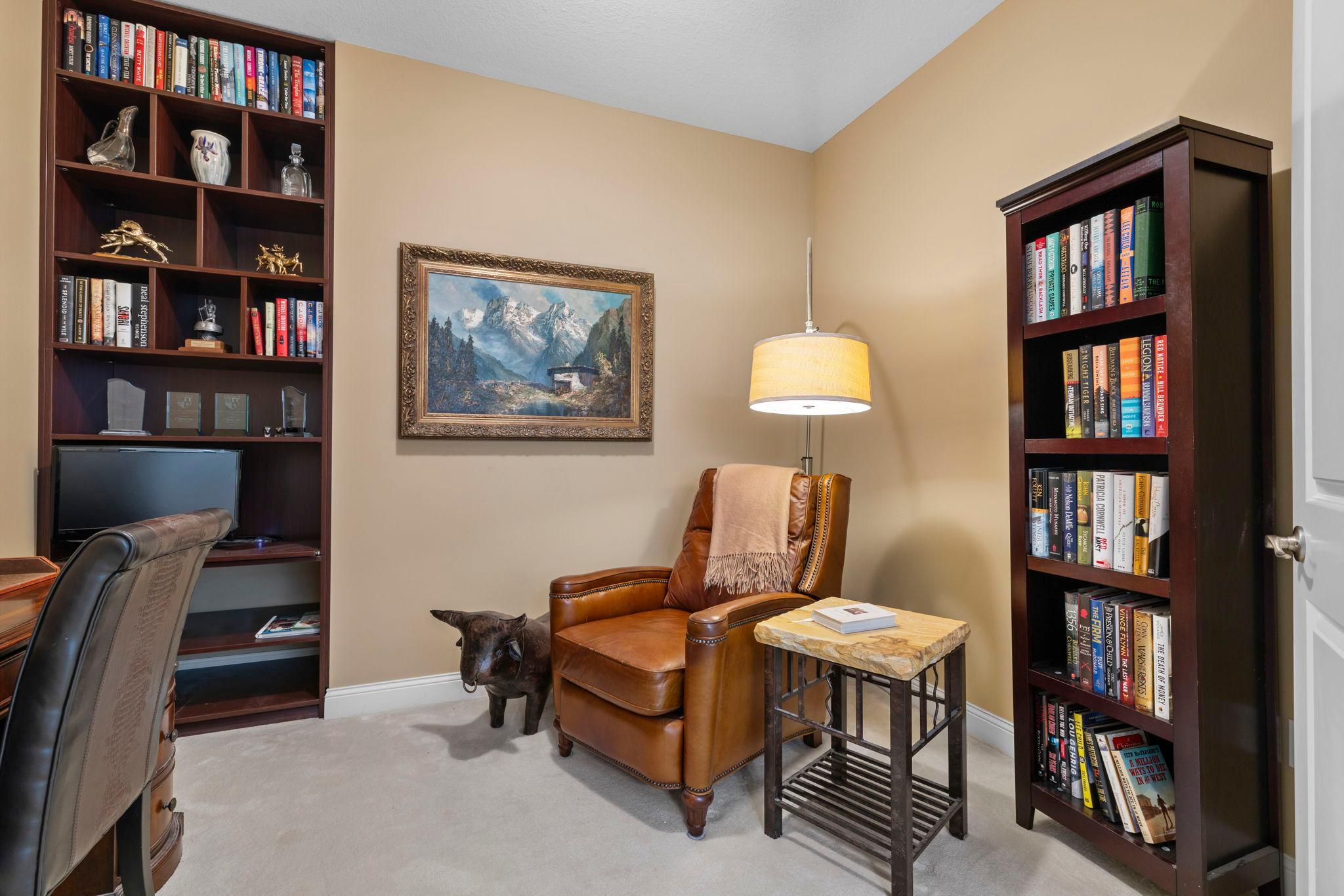 100 3rd Avenue S Unit: 705