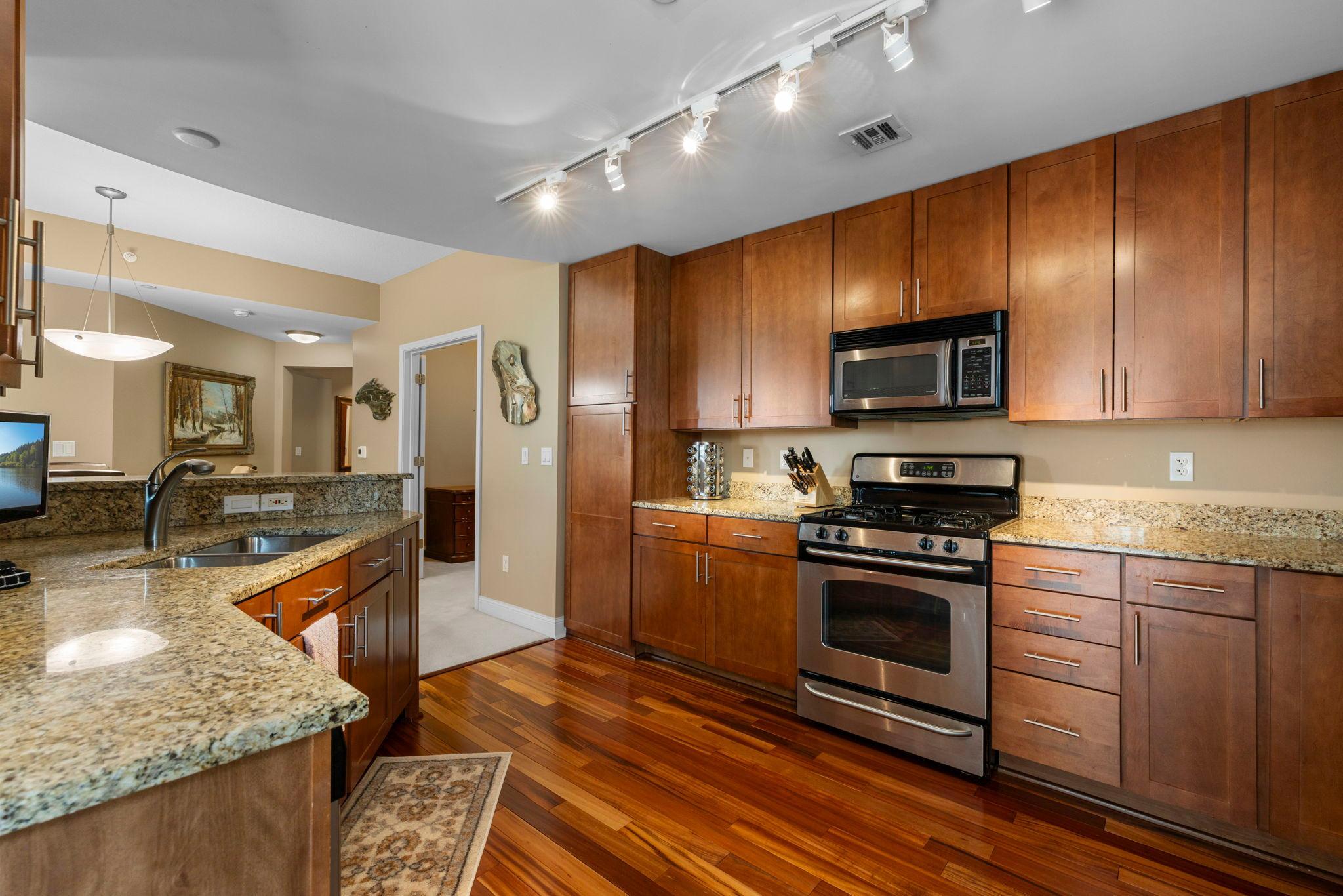 100 3rd Avenue S Unit: 705