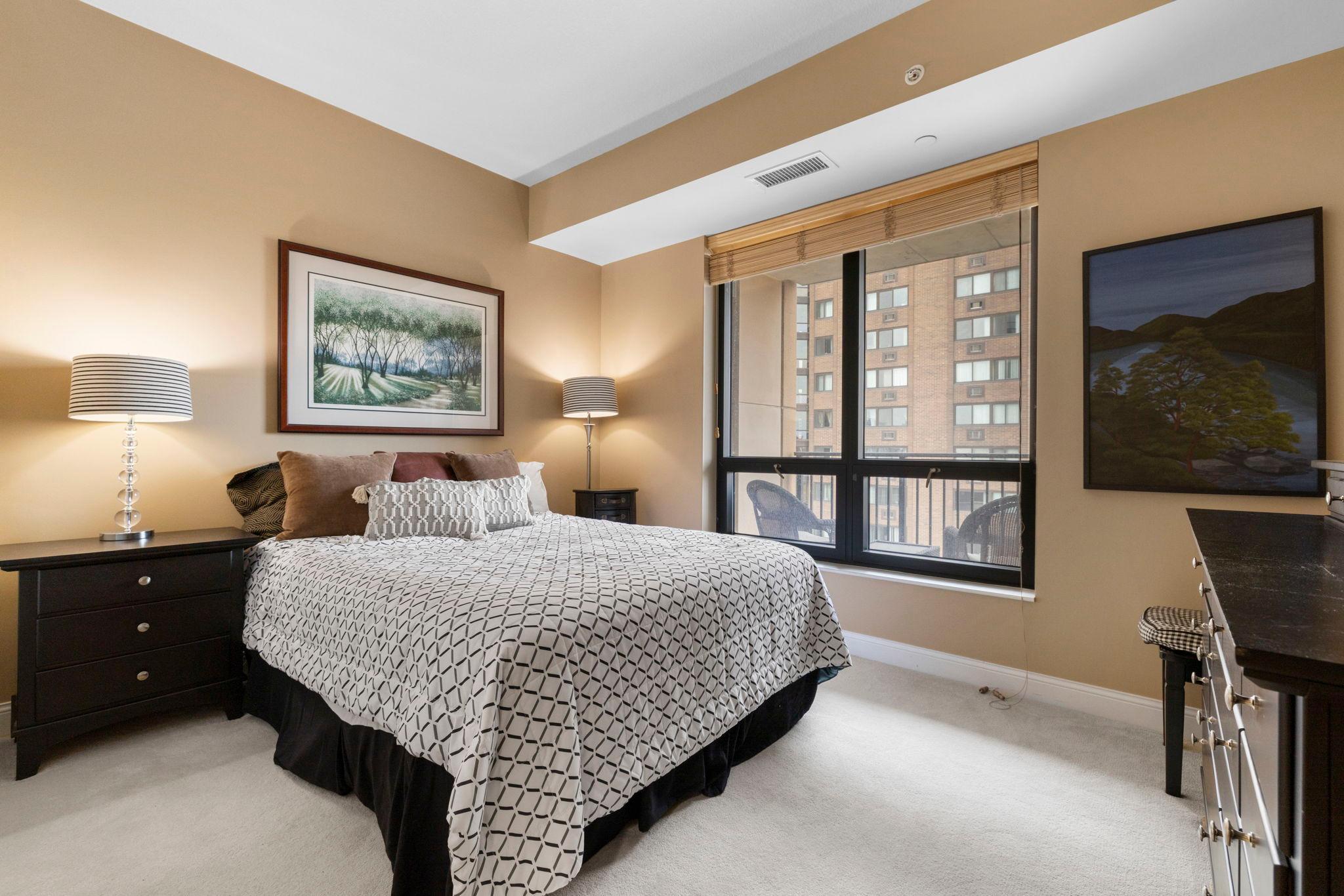100 3rd Avenue S Unit: 705