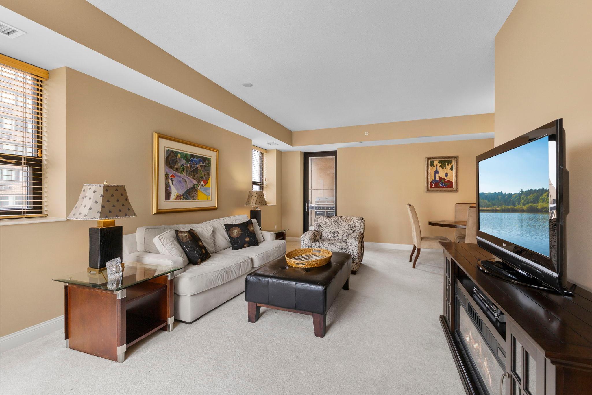 100 3rd Avenue S Unit: 705