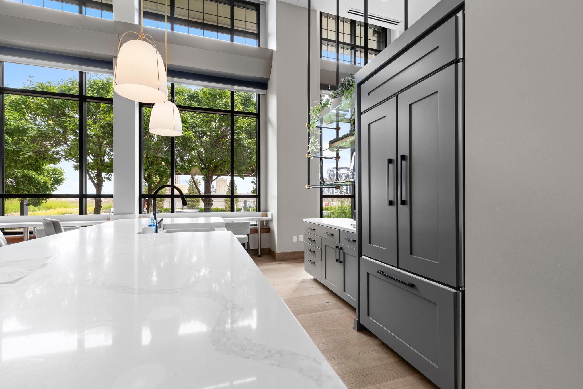 100 3rd Avenue S Unit: 705