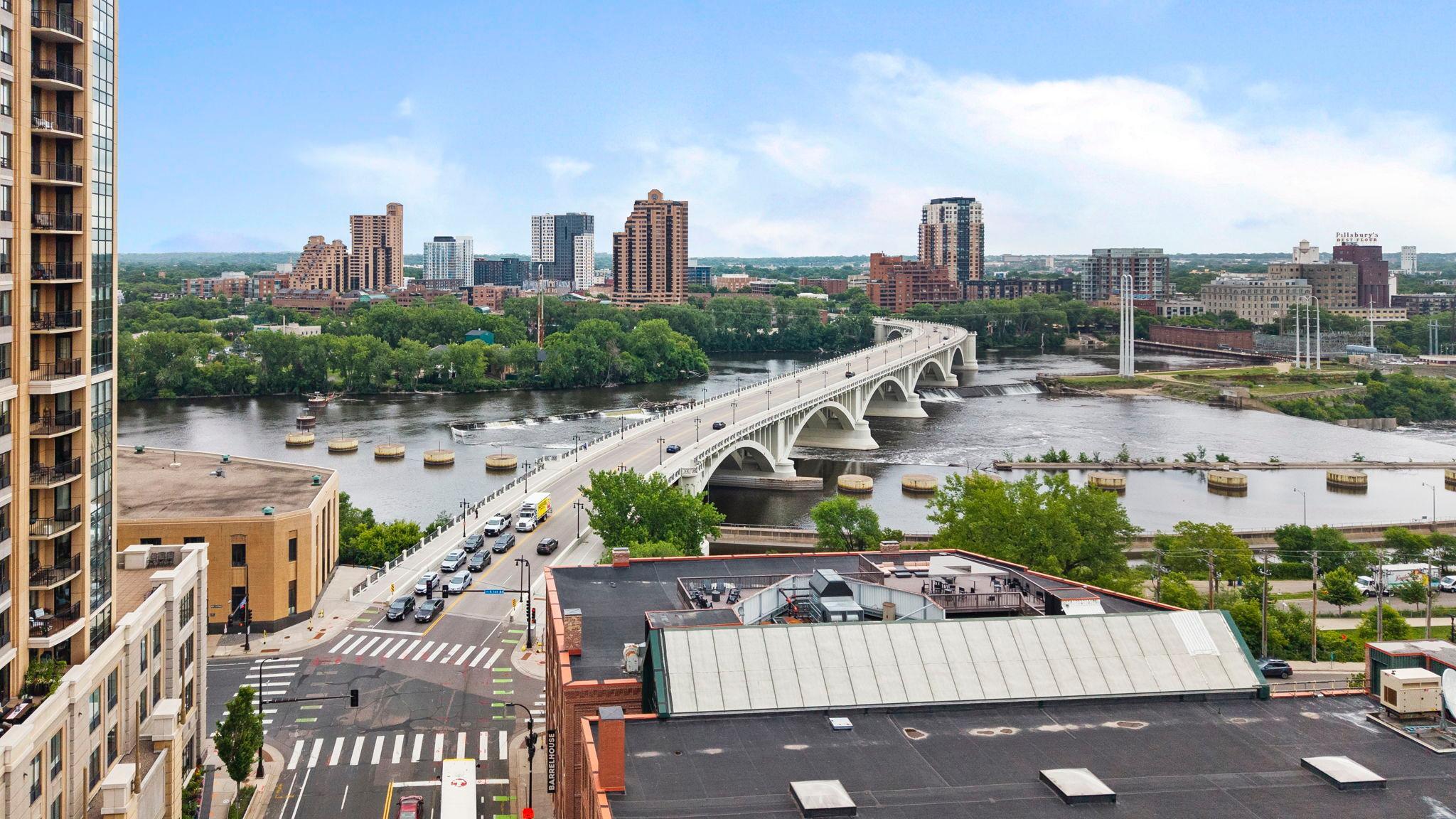 100 3rd Avenue S Unit: 705
