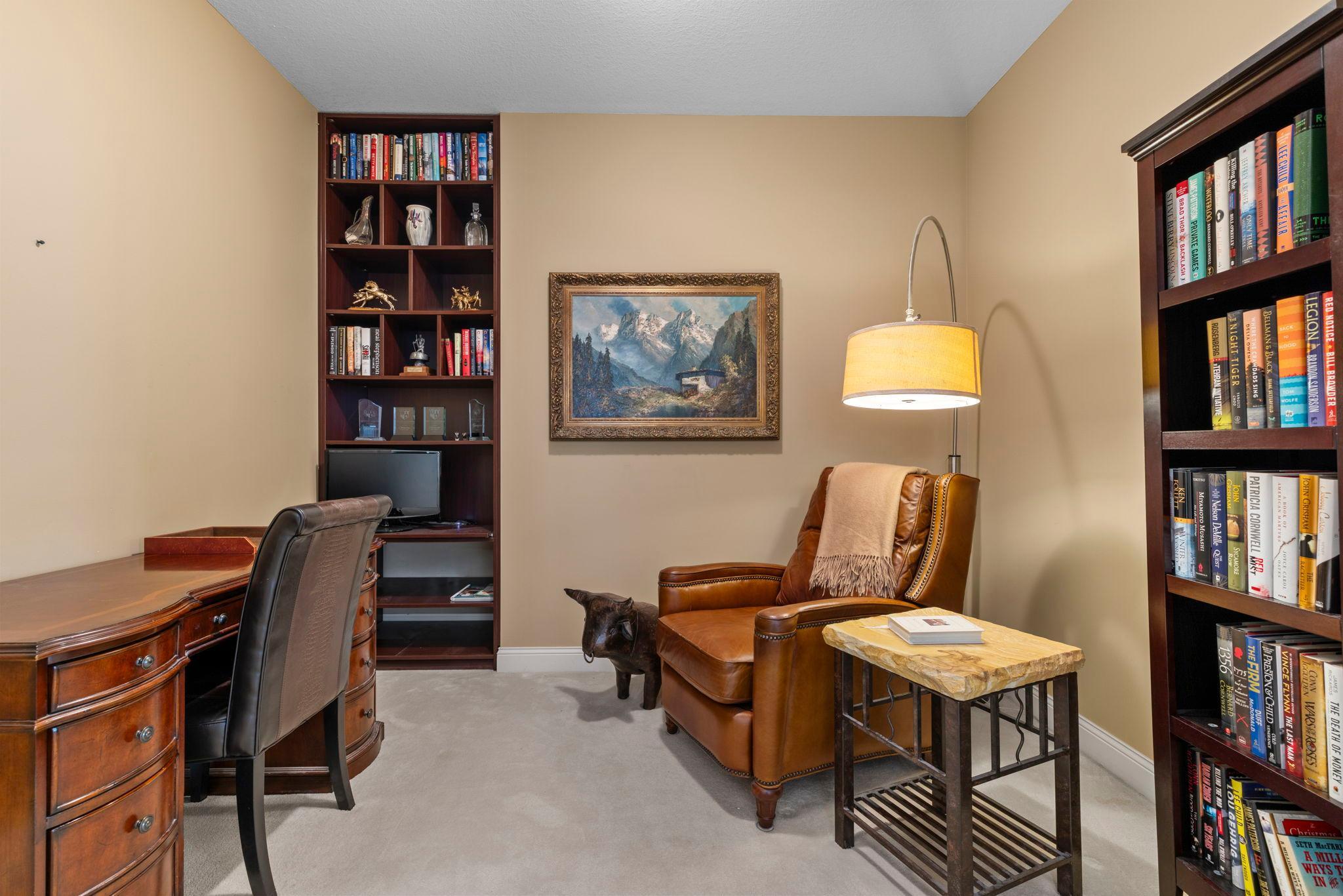 100 3rd Avenue S Unit: 705