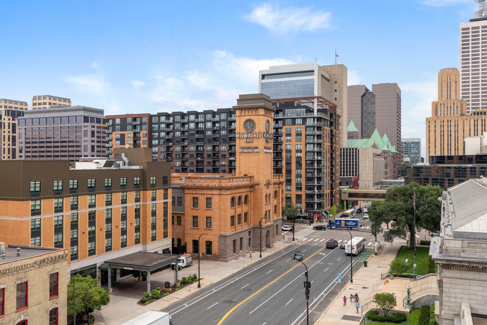 100 3rd Avenue S Unit: 705