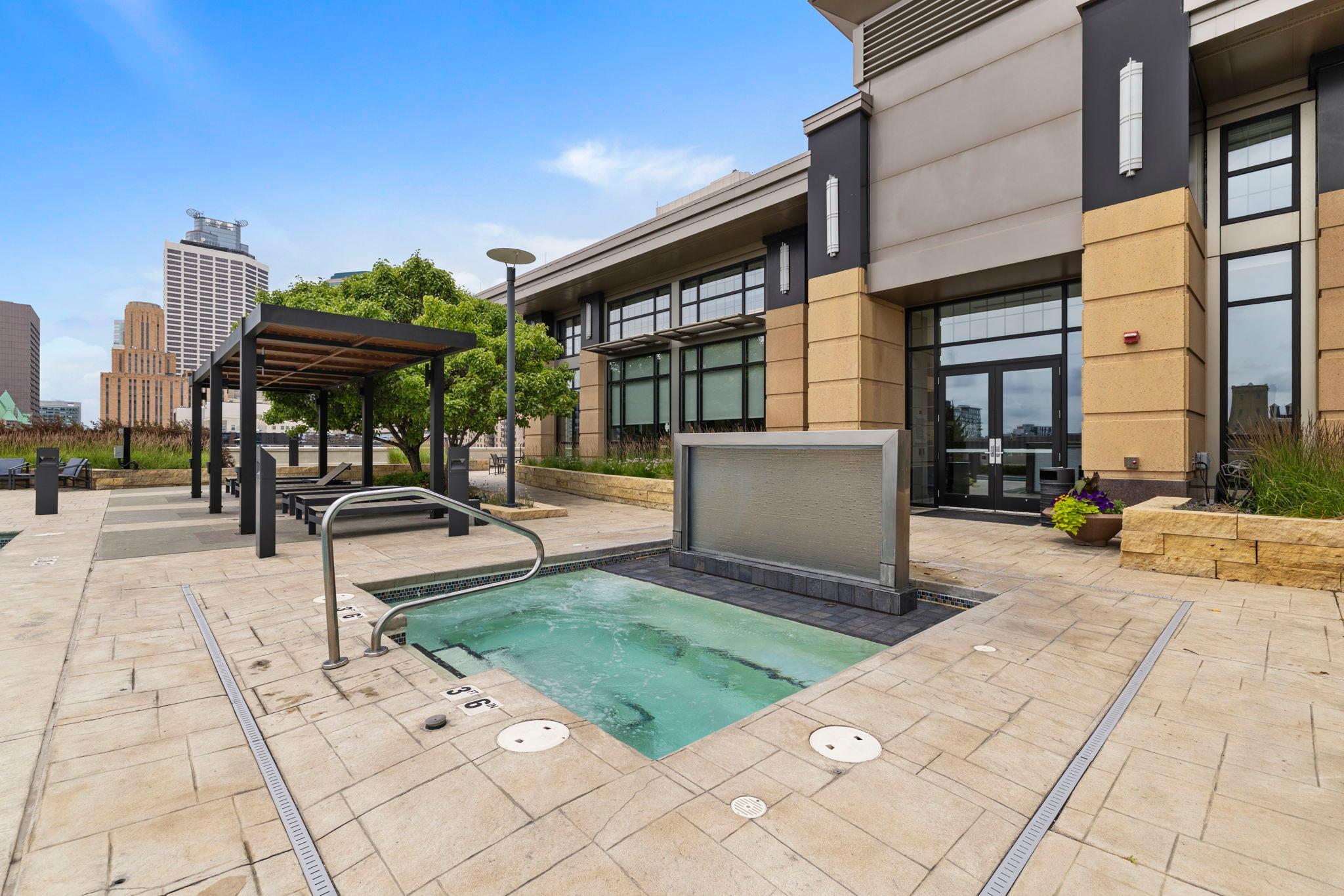 100 3rd Avenue S Unit: 705