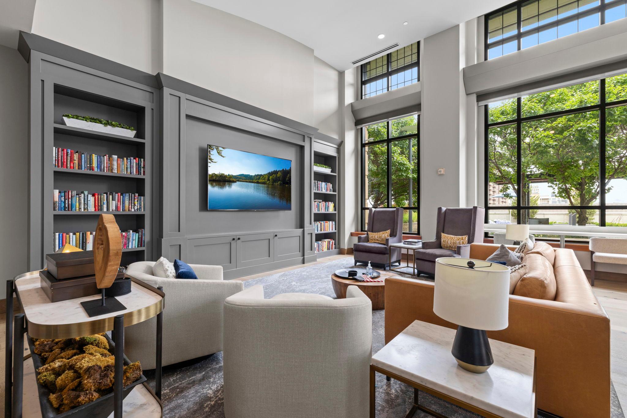 100 3rd Avenue S Unit: 705