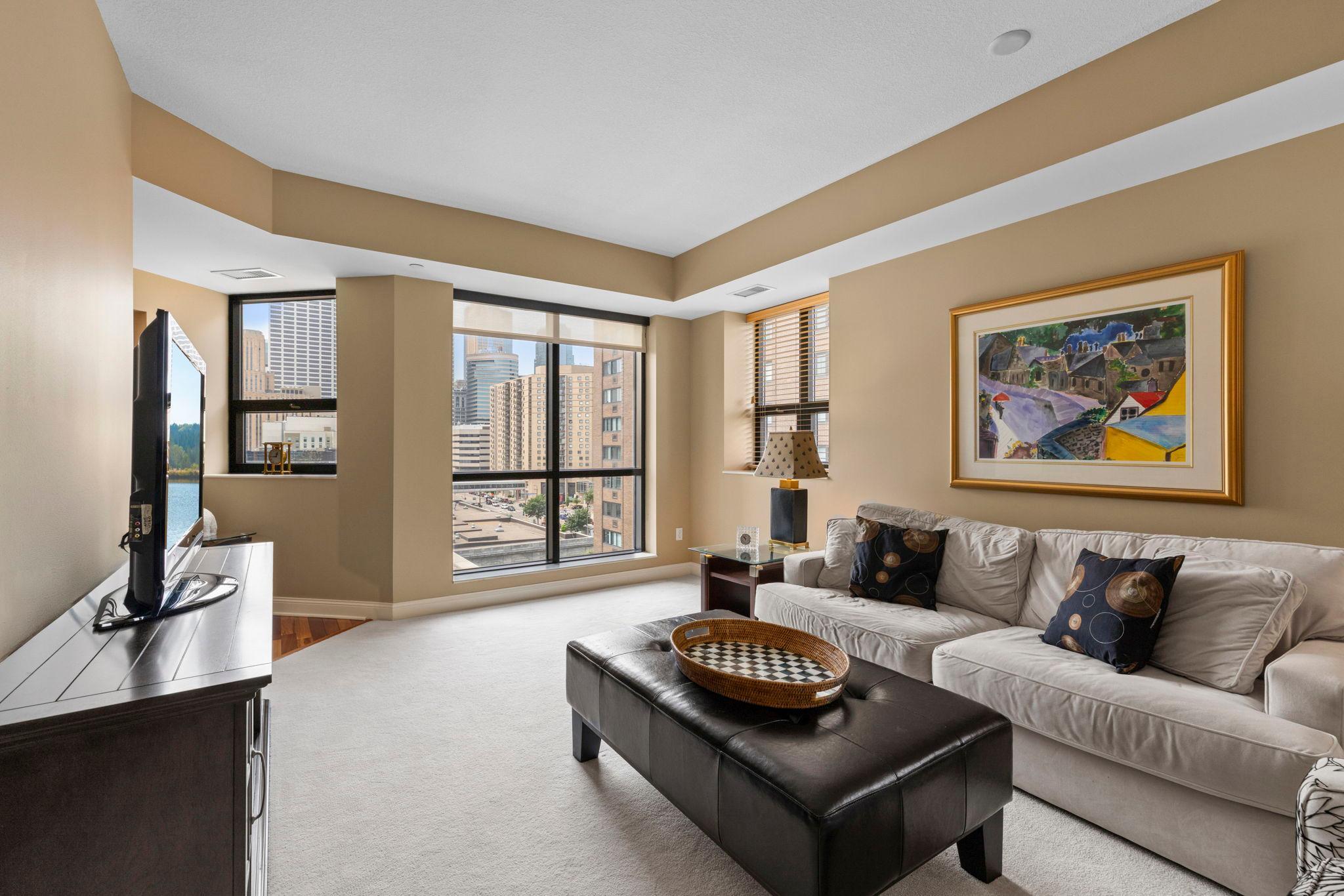 100 3rd Avenue S Unit: 705