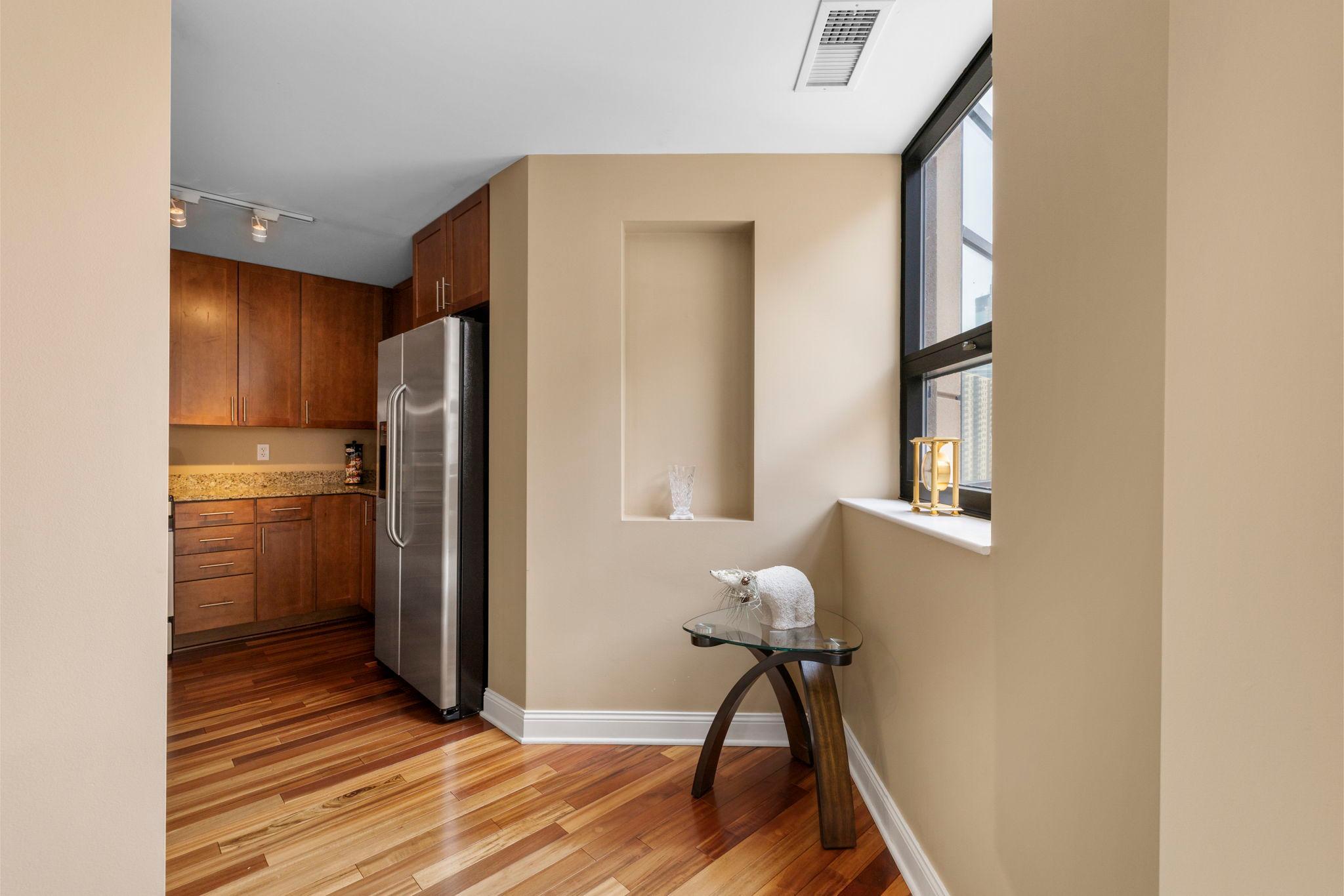 100 3rd Avenue S Unit: 705