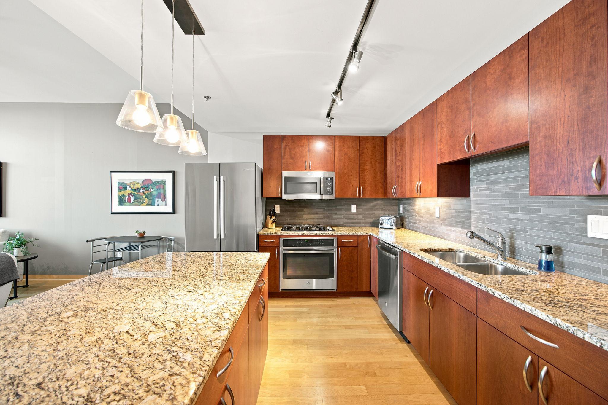 1120 S 2nd Street Unit: 903
