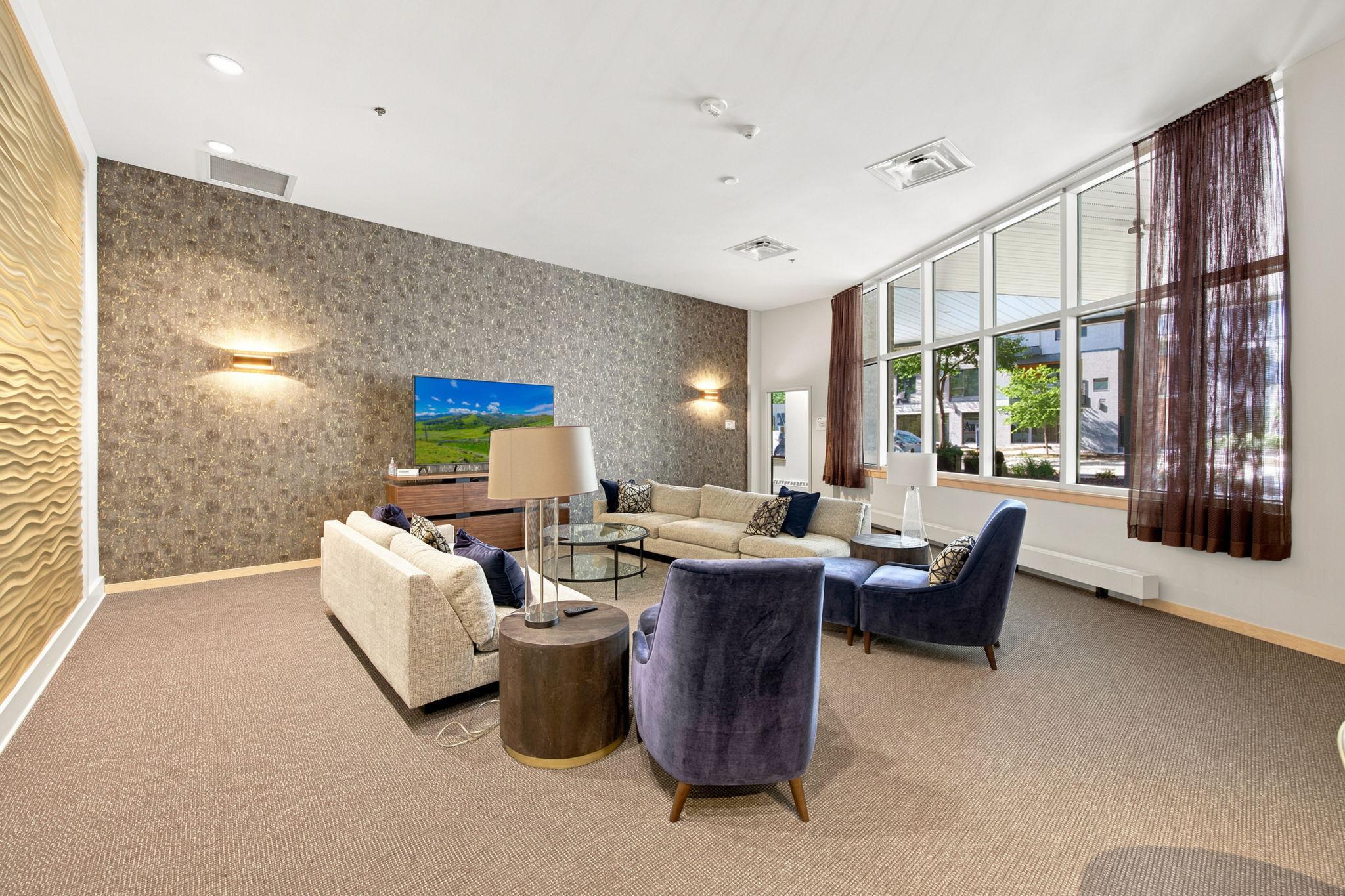 1120 S 2nd Street Unit: 903