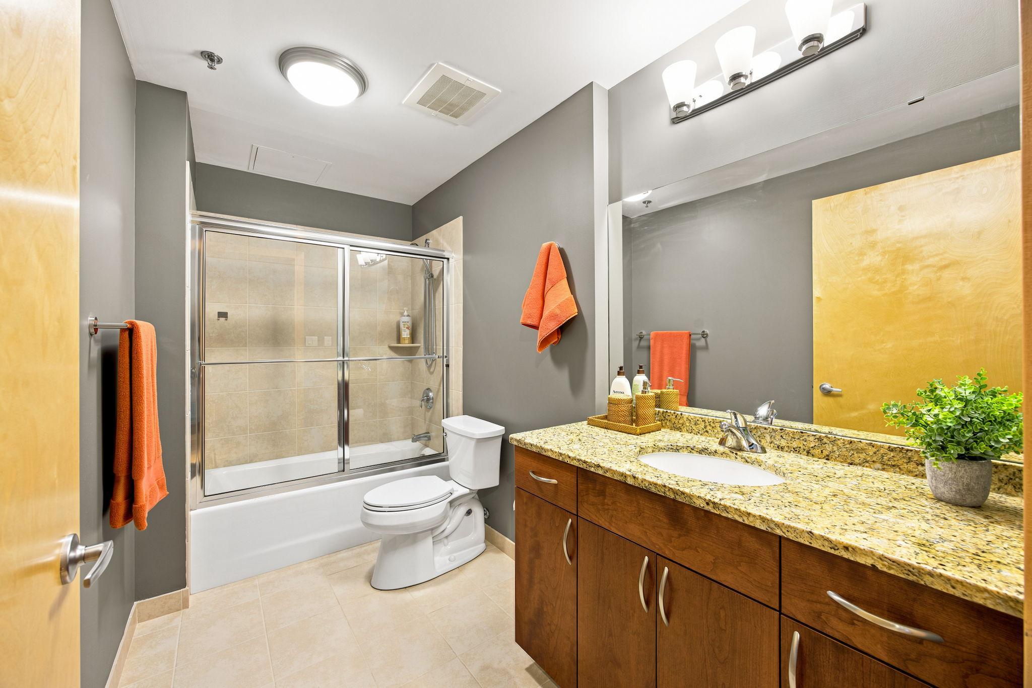 1120 S 2nd Street Unit: 903