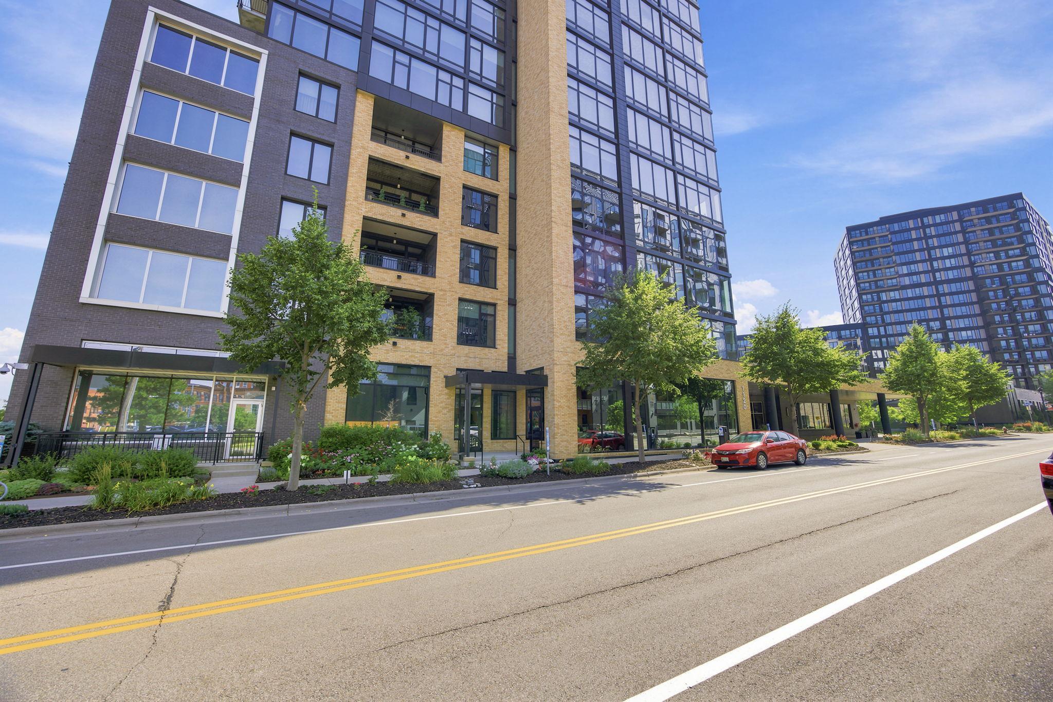 1120 S 2nd Street Unit: 903