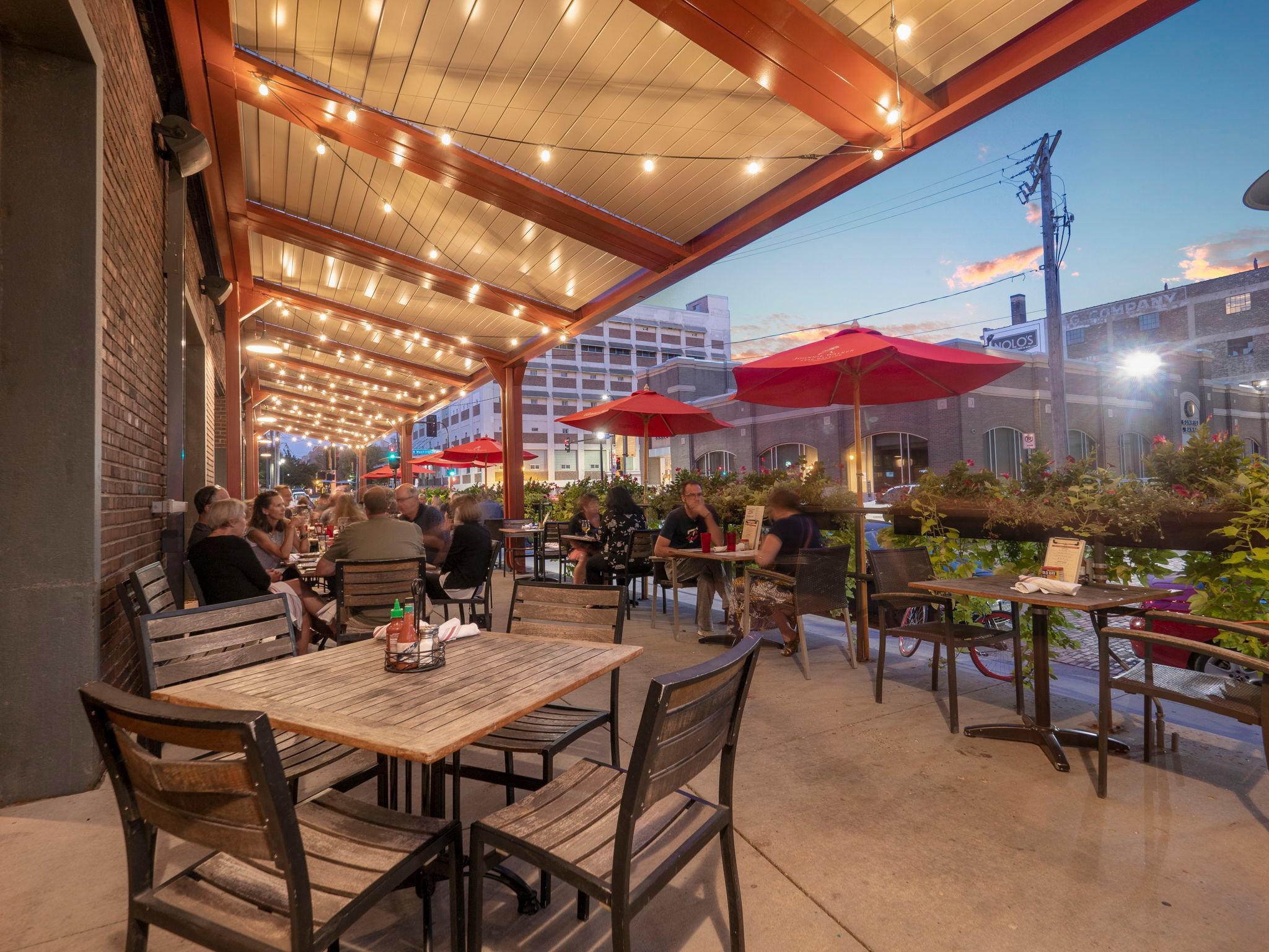 801 Washington Avenue N Unit: 210