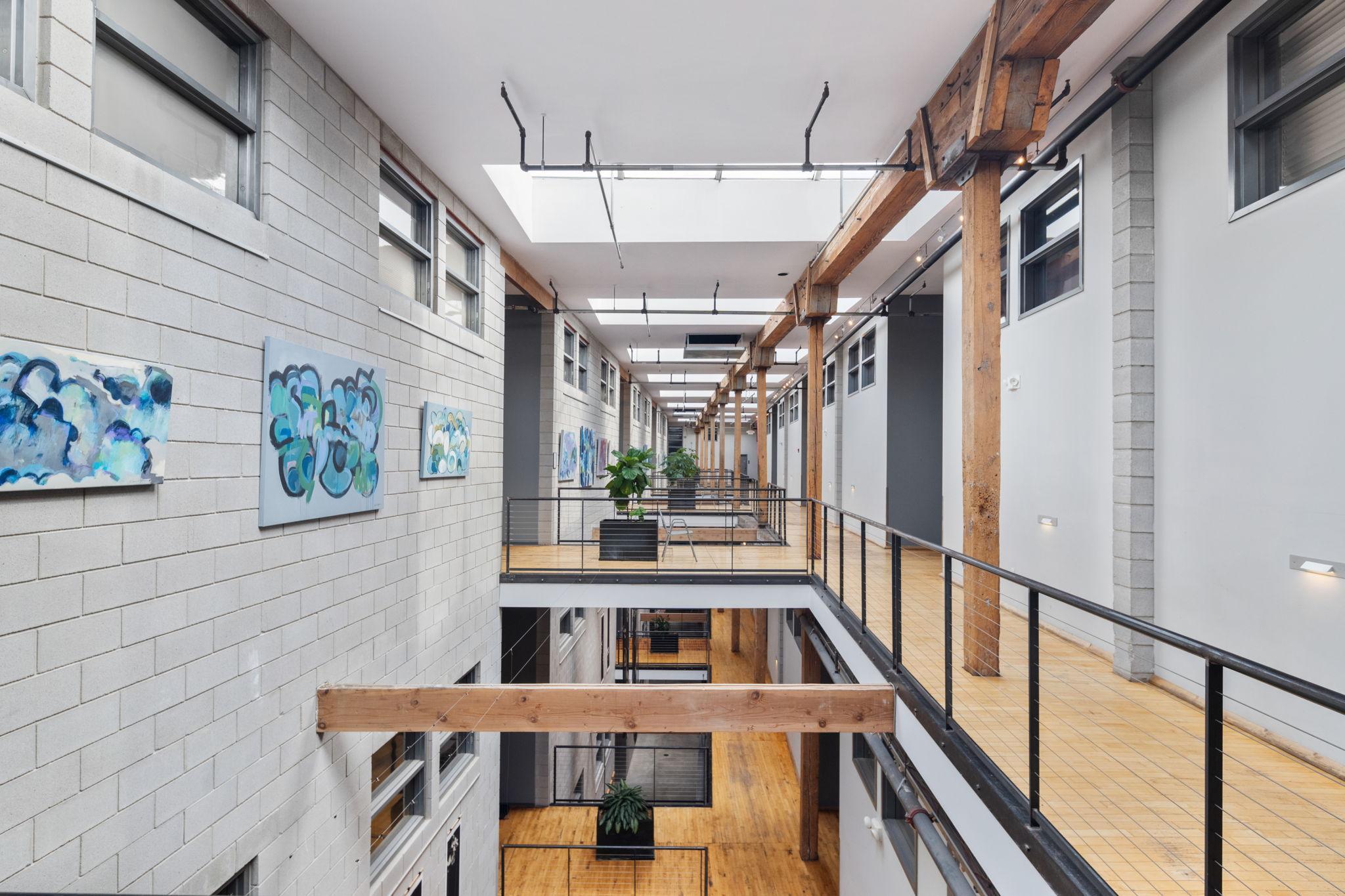 801 Washington Avenue N Unit: 210