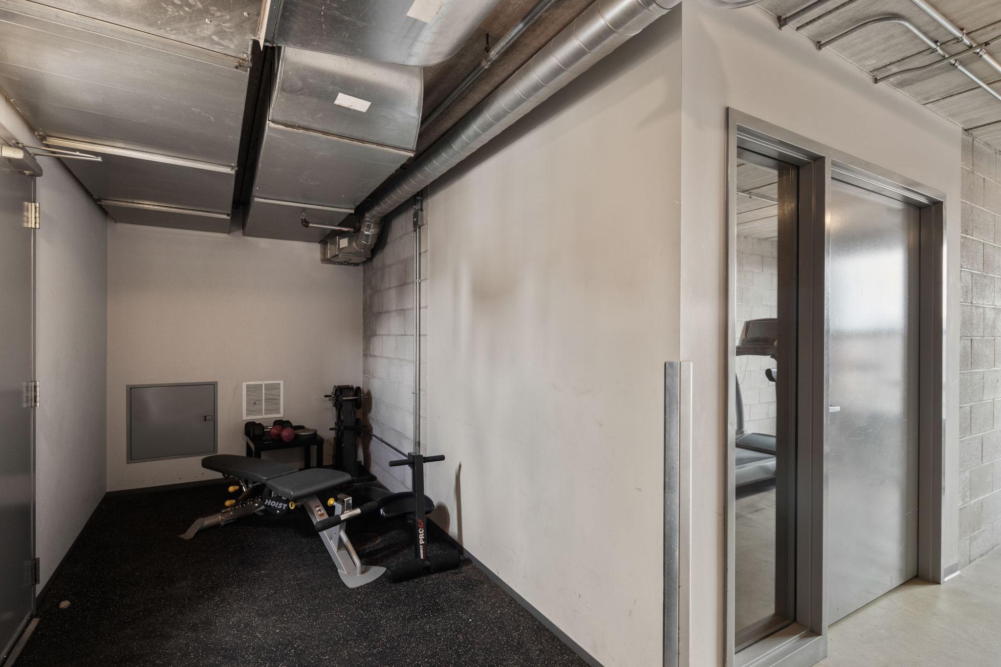 801 Washington Avenue N Unit: 210