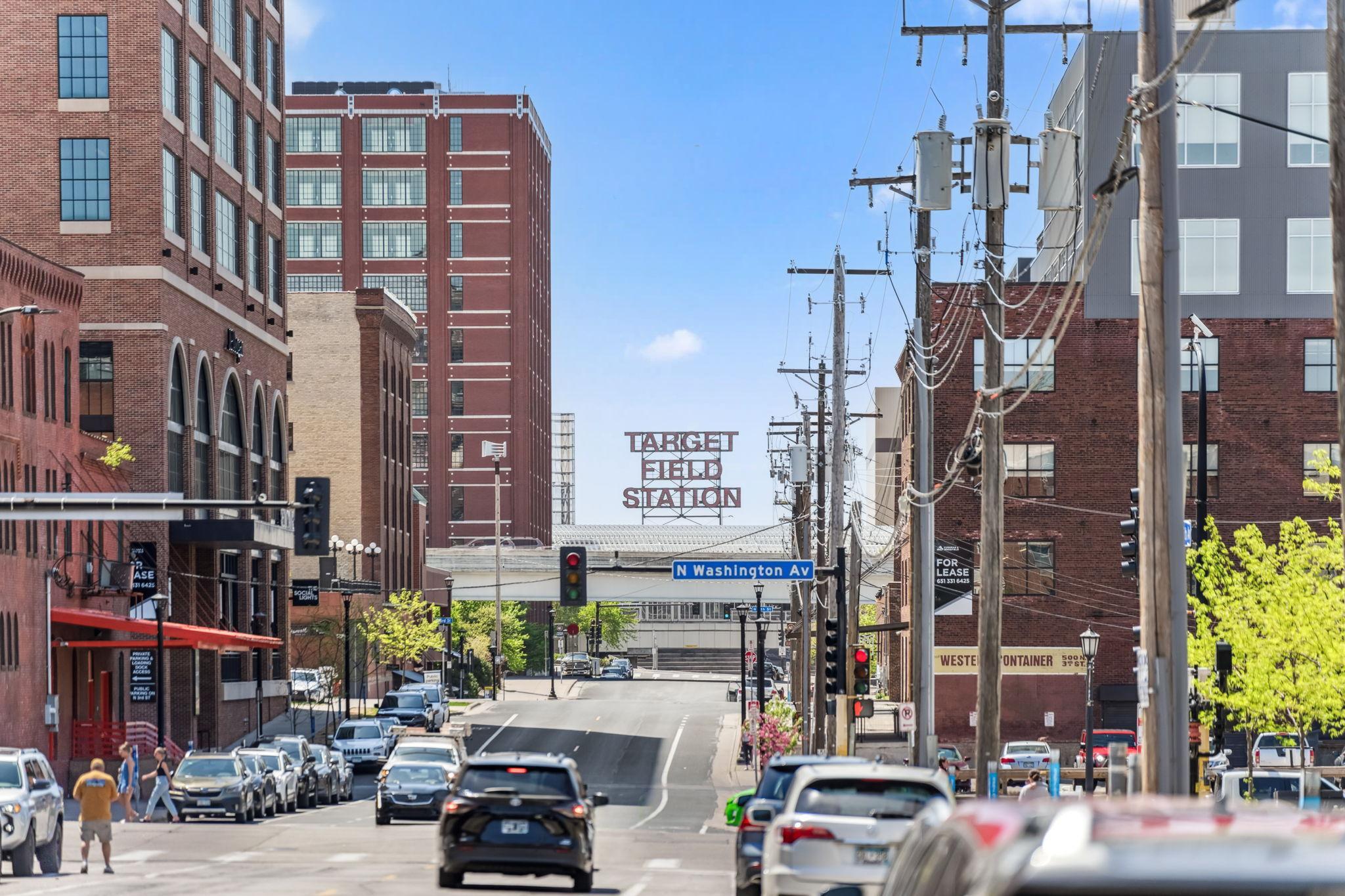 801 Washington Avenue N Unit: 210