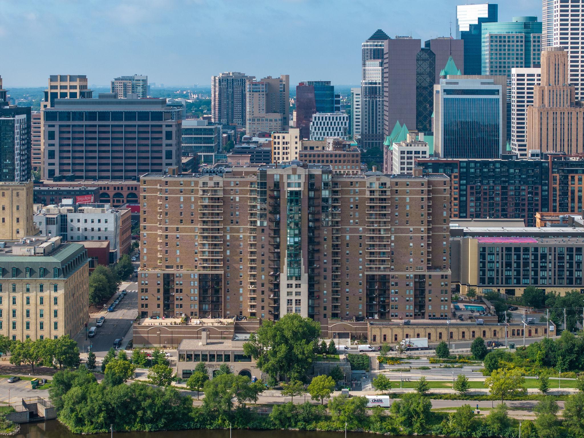 401 S 1st Street Unit: 708