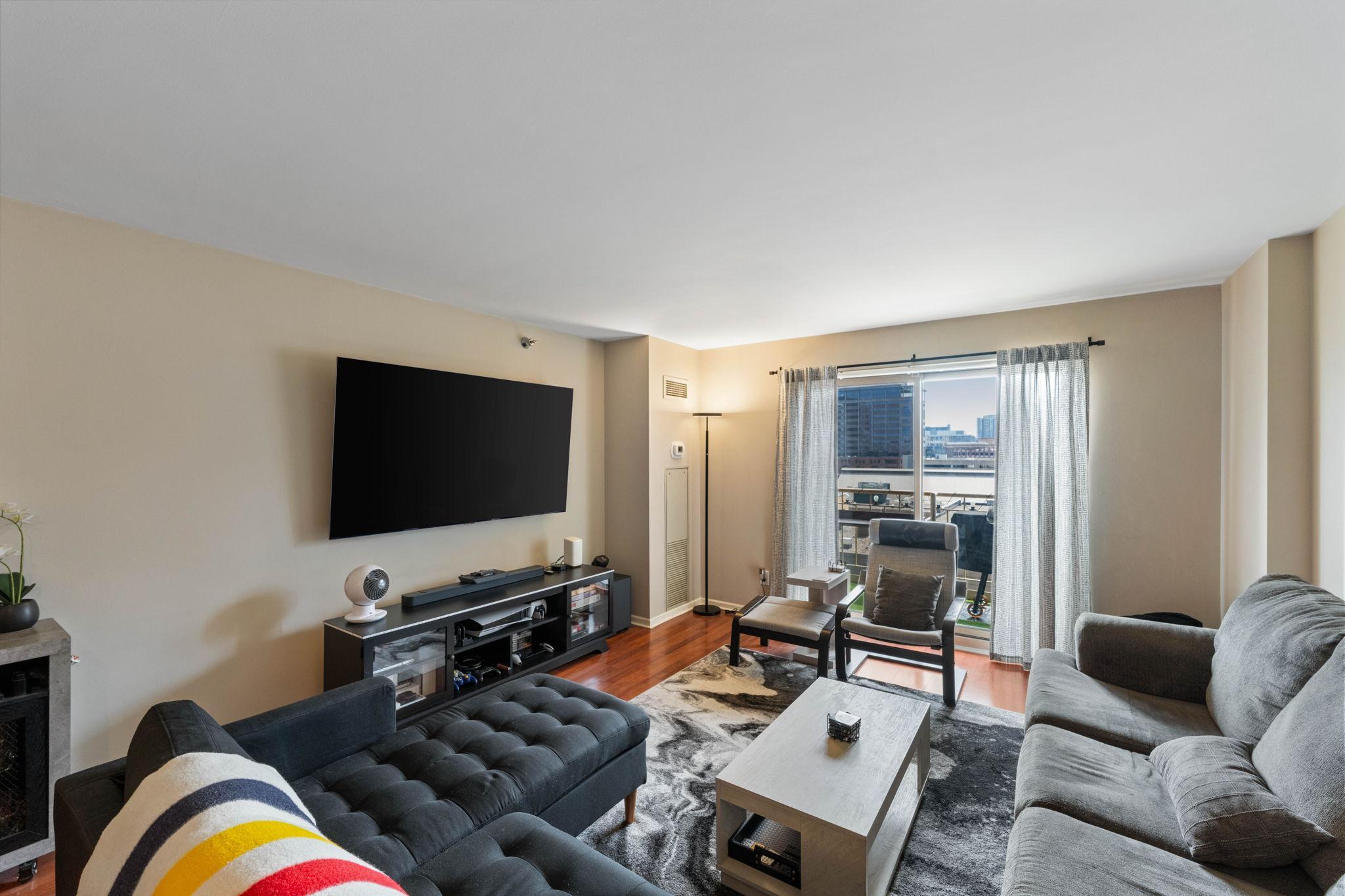 401 S 1st Street Unit: 708