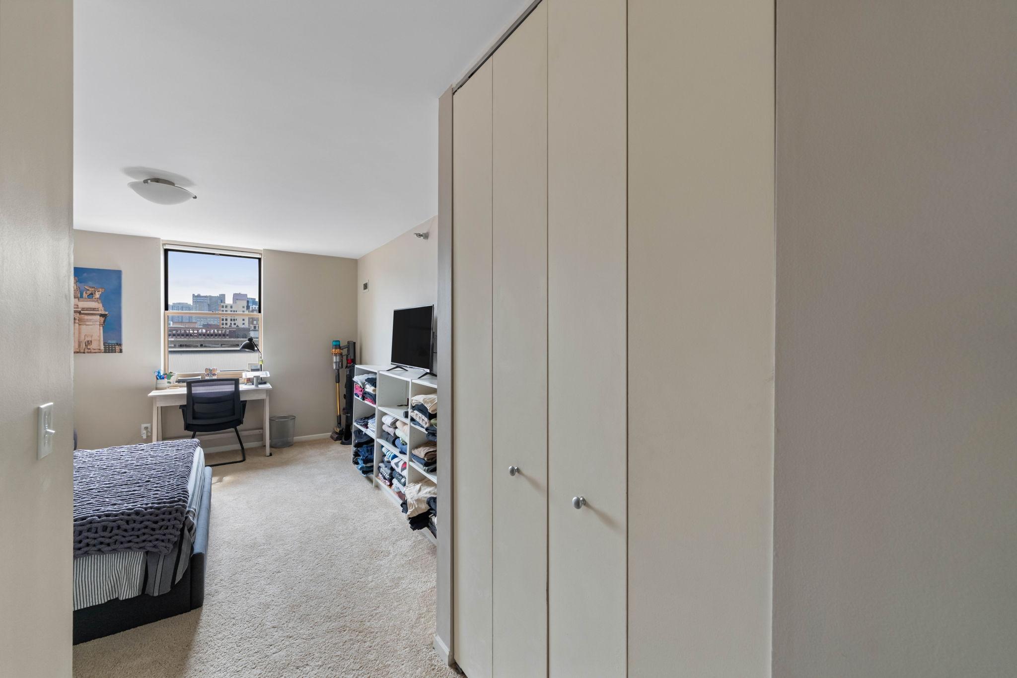 401 S 1st Street Unit: 708
