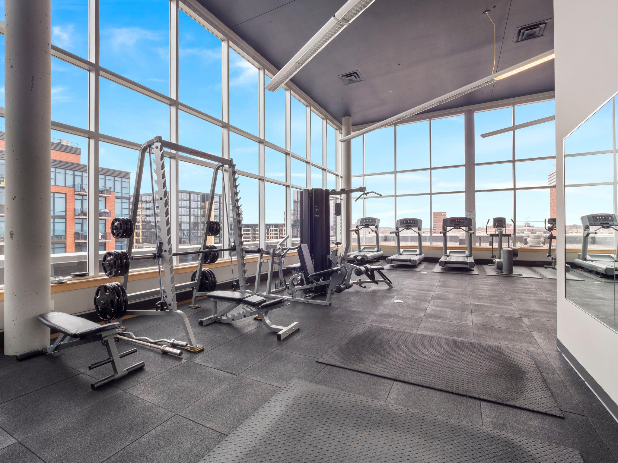 215 10th Avenue S Unit: 703