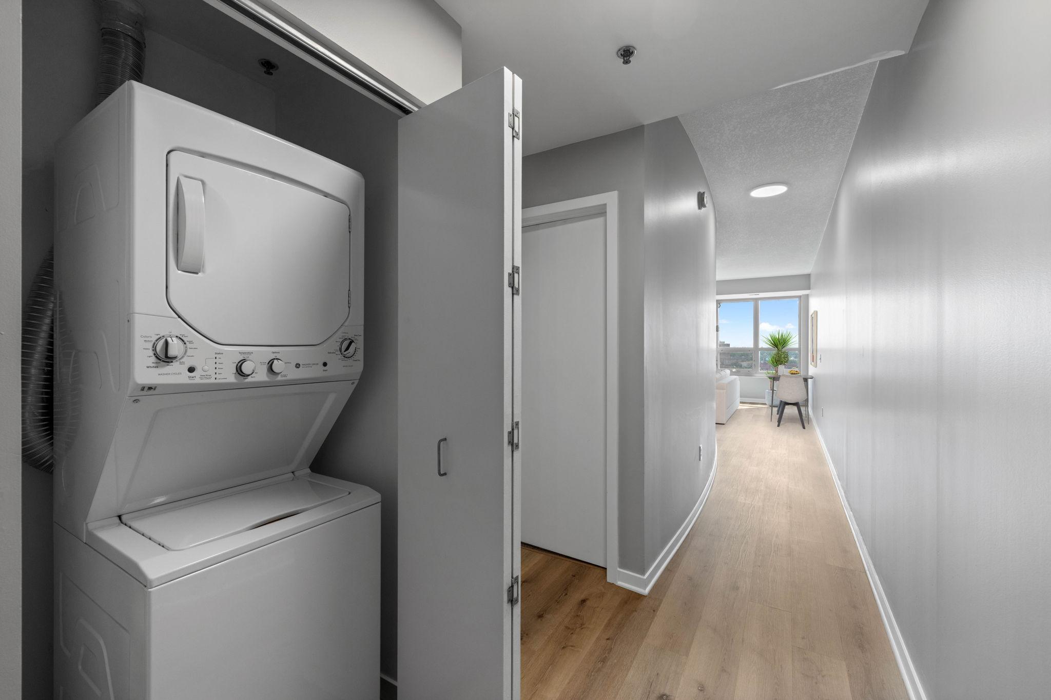 929 Portland Avenue S Unit: 1310