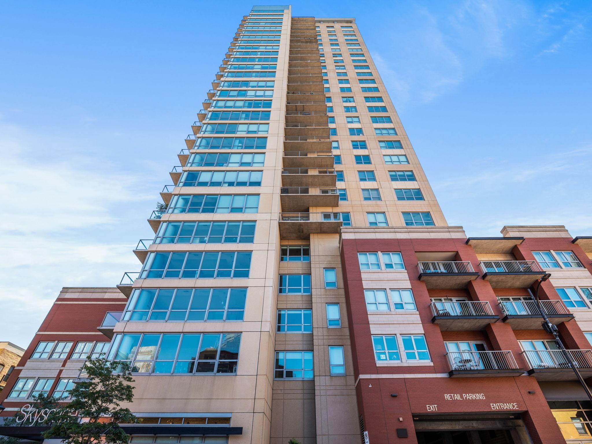 929 Portland Avenue S Unit: 1310