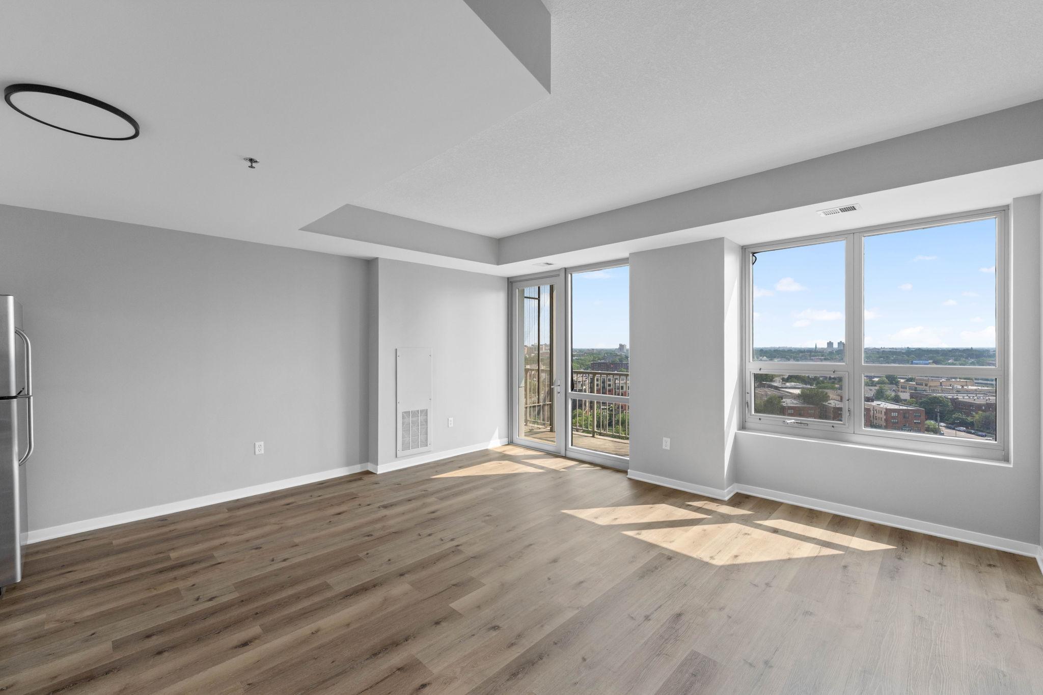 929 Portland Avenue S Unit: 1310