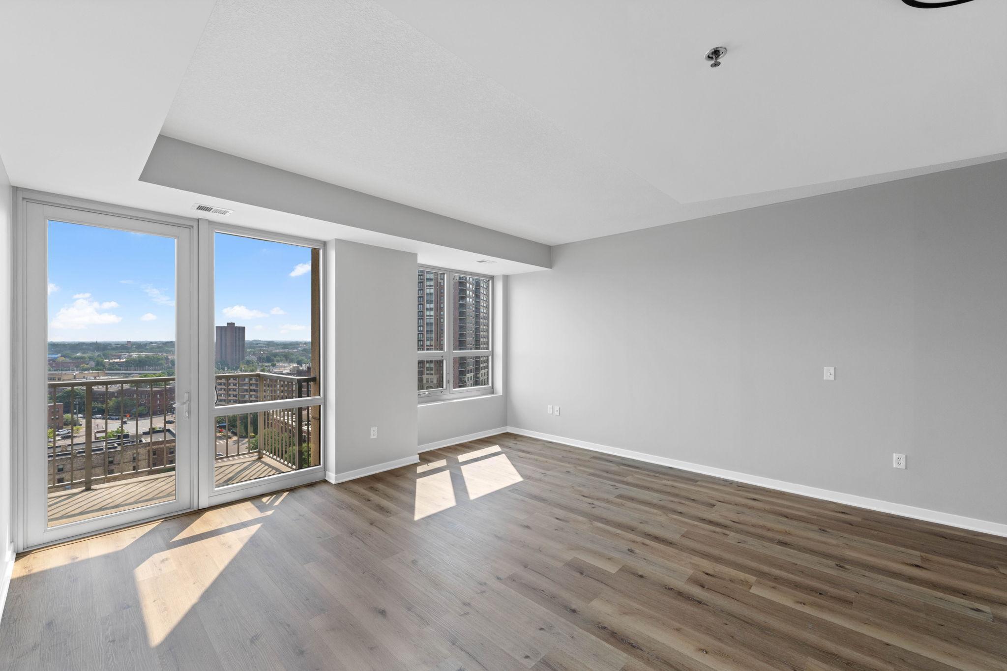 929 Portland Avenue S Unit: 1310