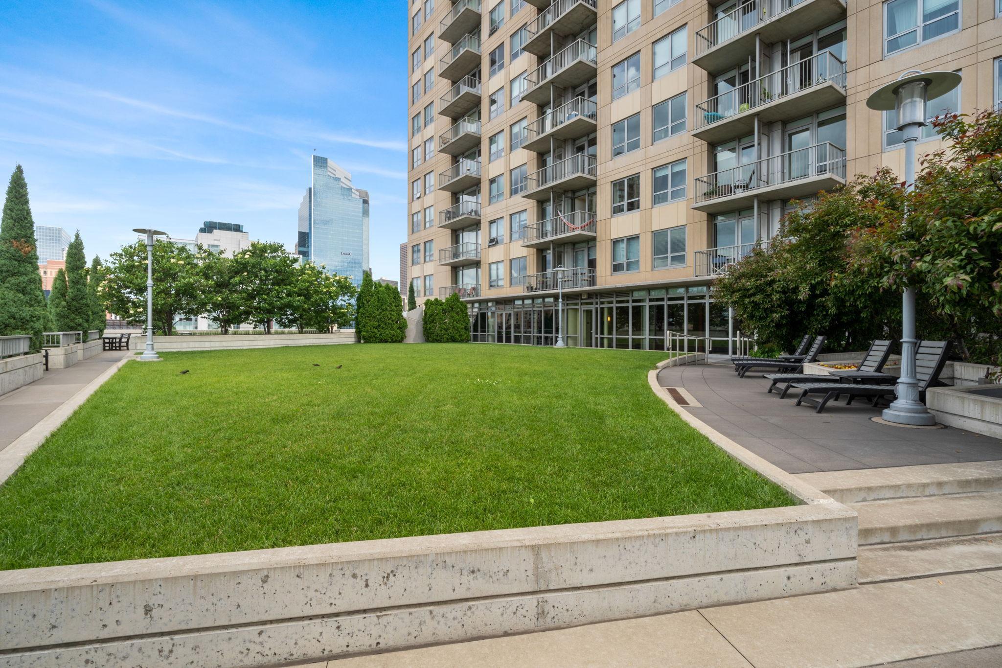 929 Portland Avenue S Unit: 1310