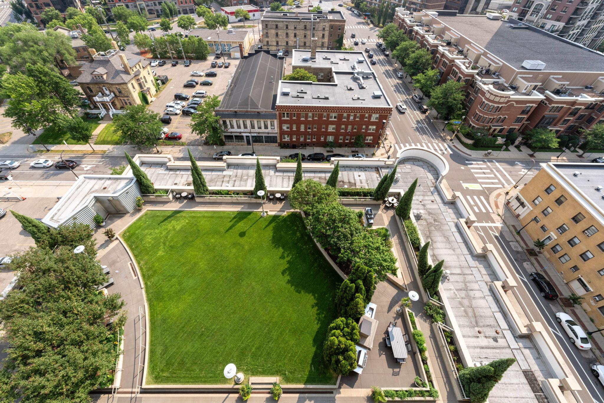 929 Portland Avenue S Unit: 1310