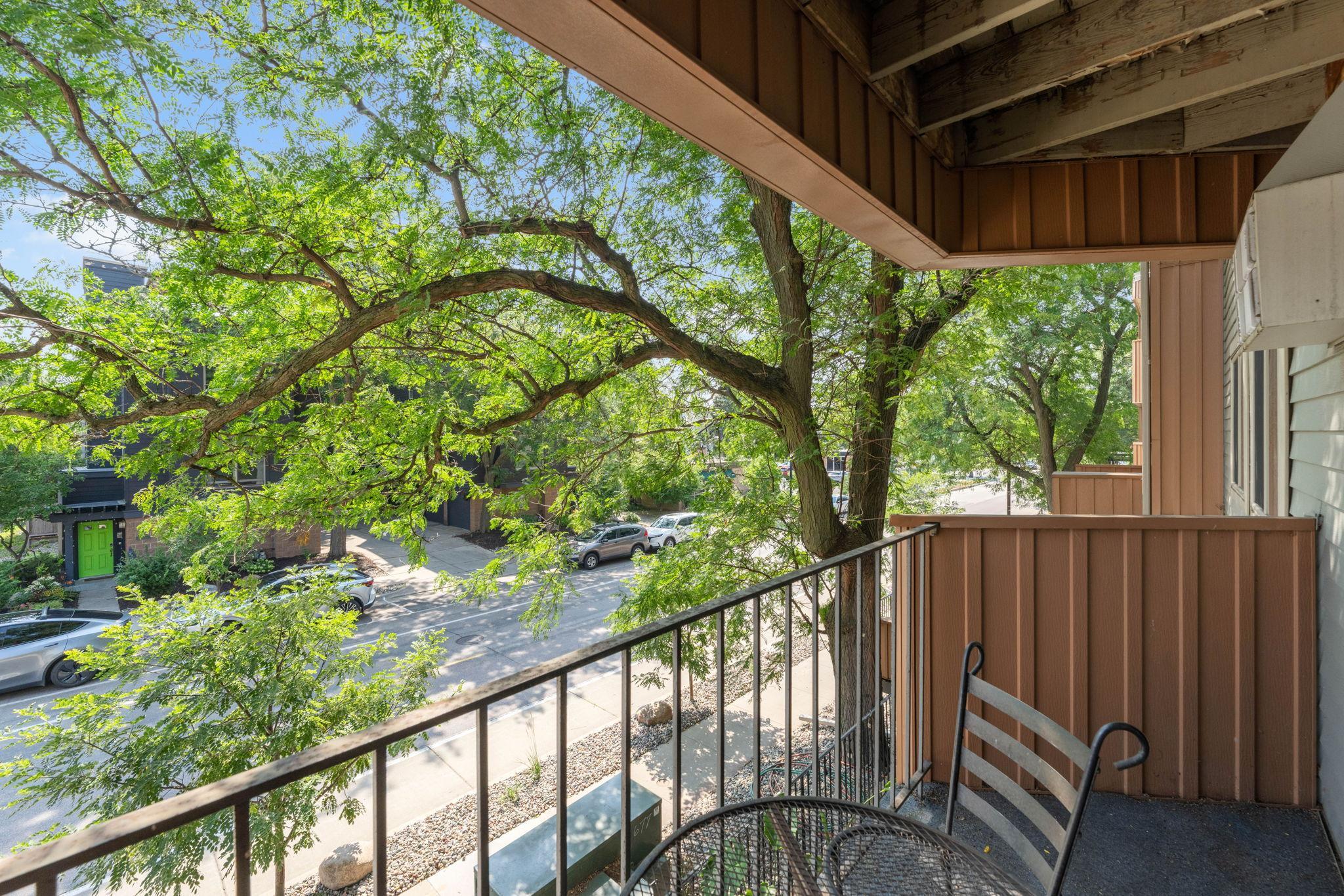 3540 Hennepin Avenue S Unit: 218