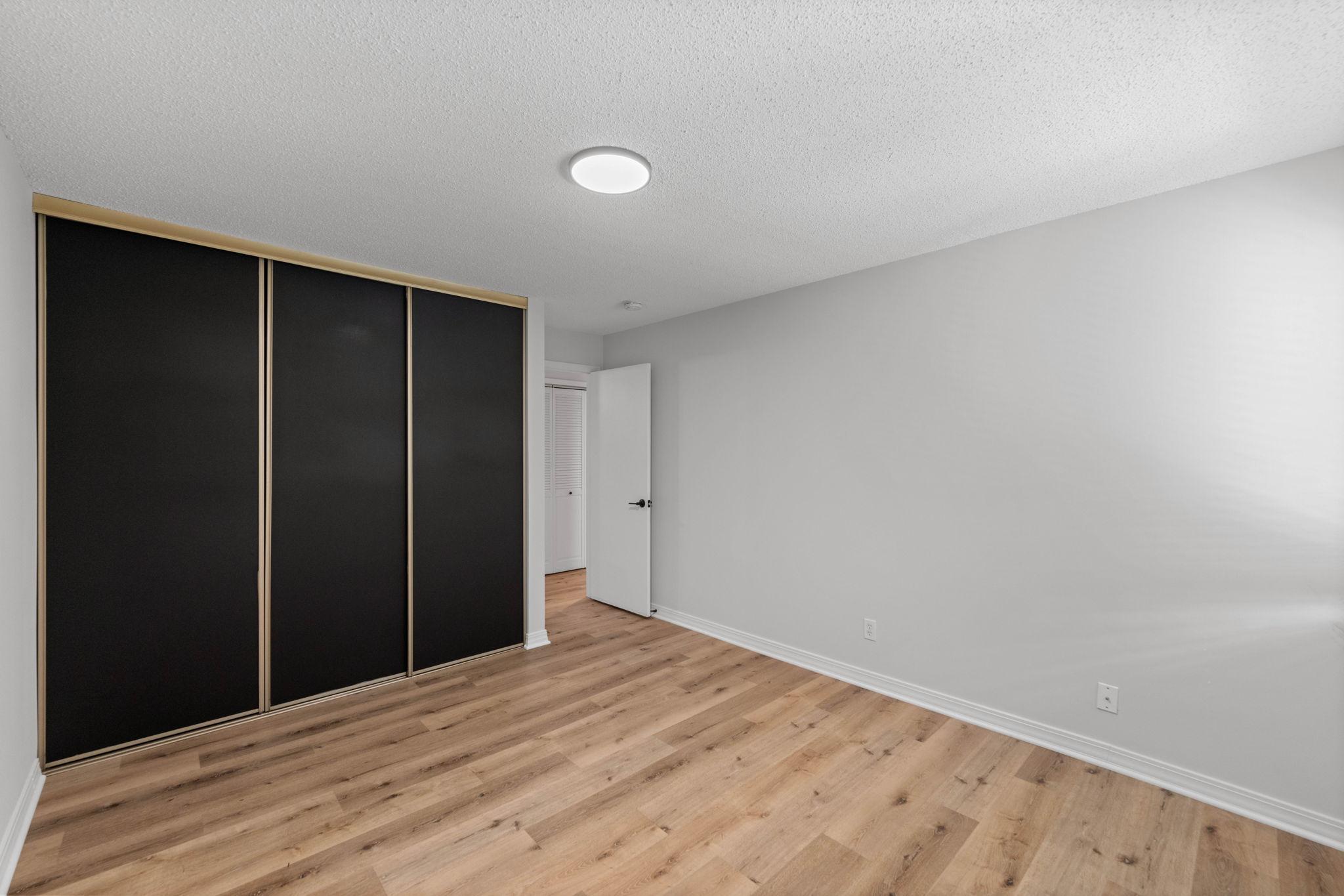 3540 Hennepin Avenue S Unit: 218