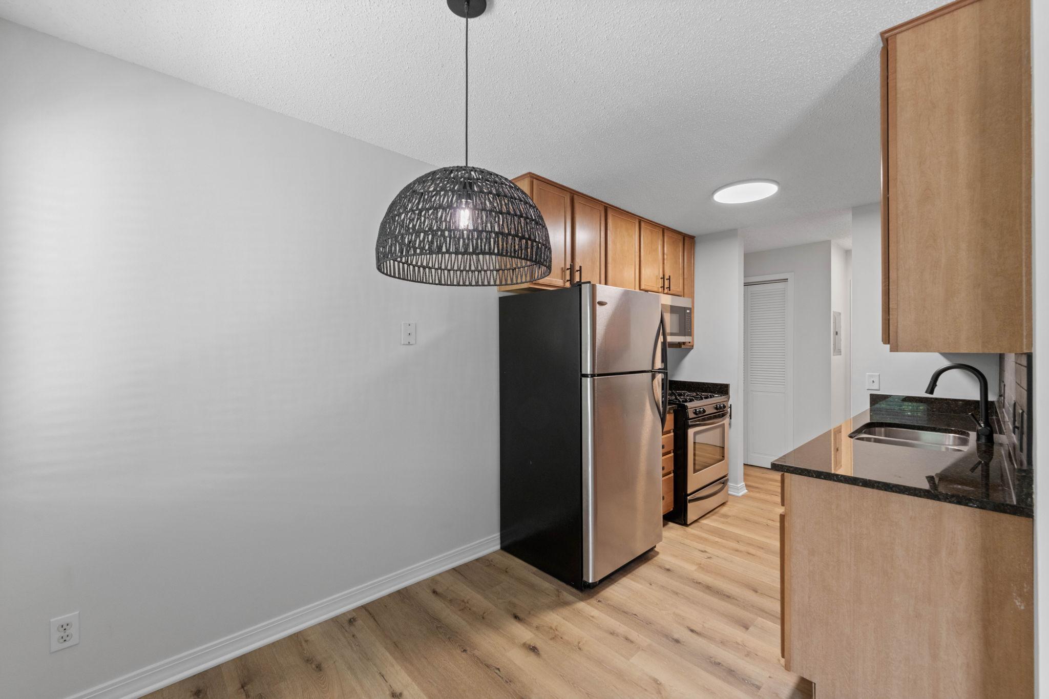 3540 Hennepin Avenue S Unit: 218