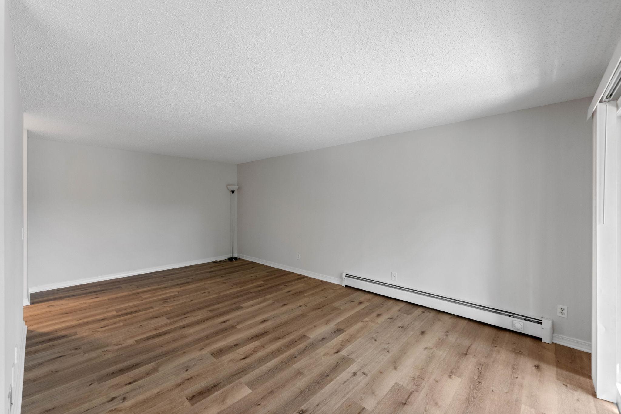 3540 Hennepin Avenue S Unit: 218